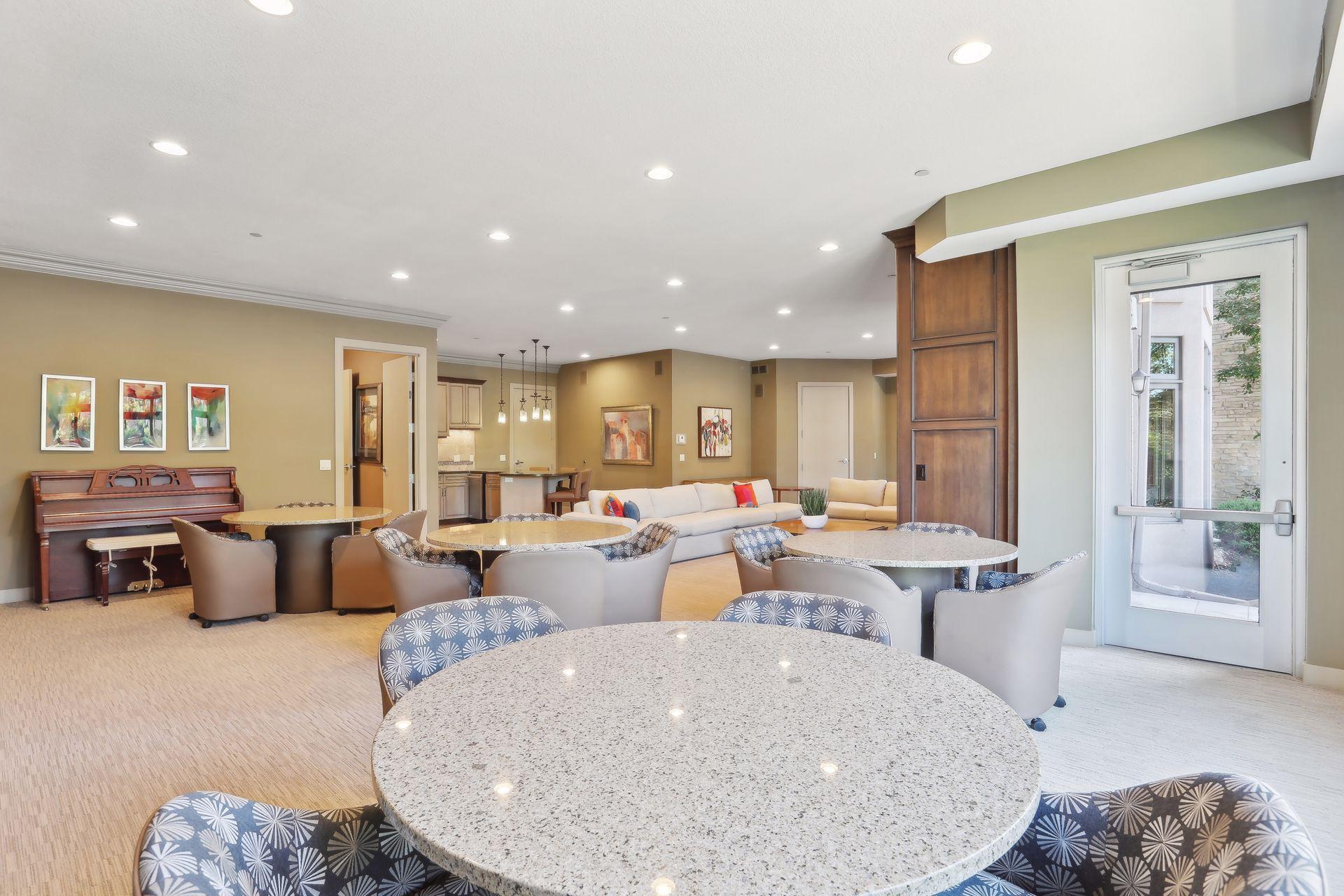 555 Oak Ridge Place Unit: 150