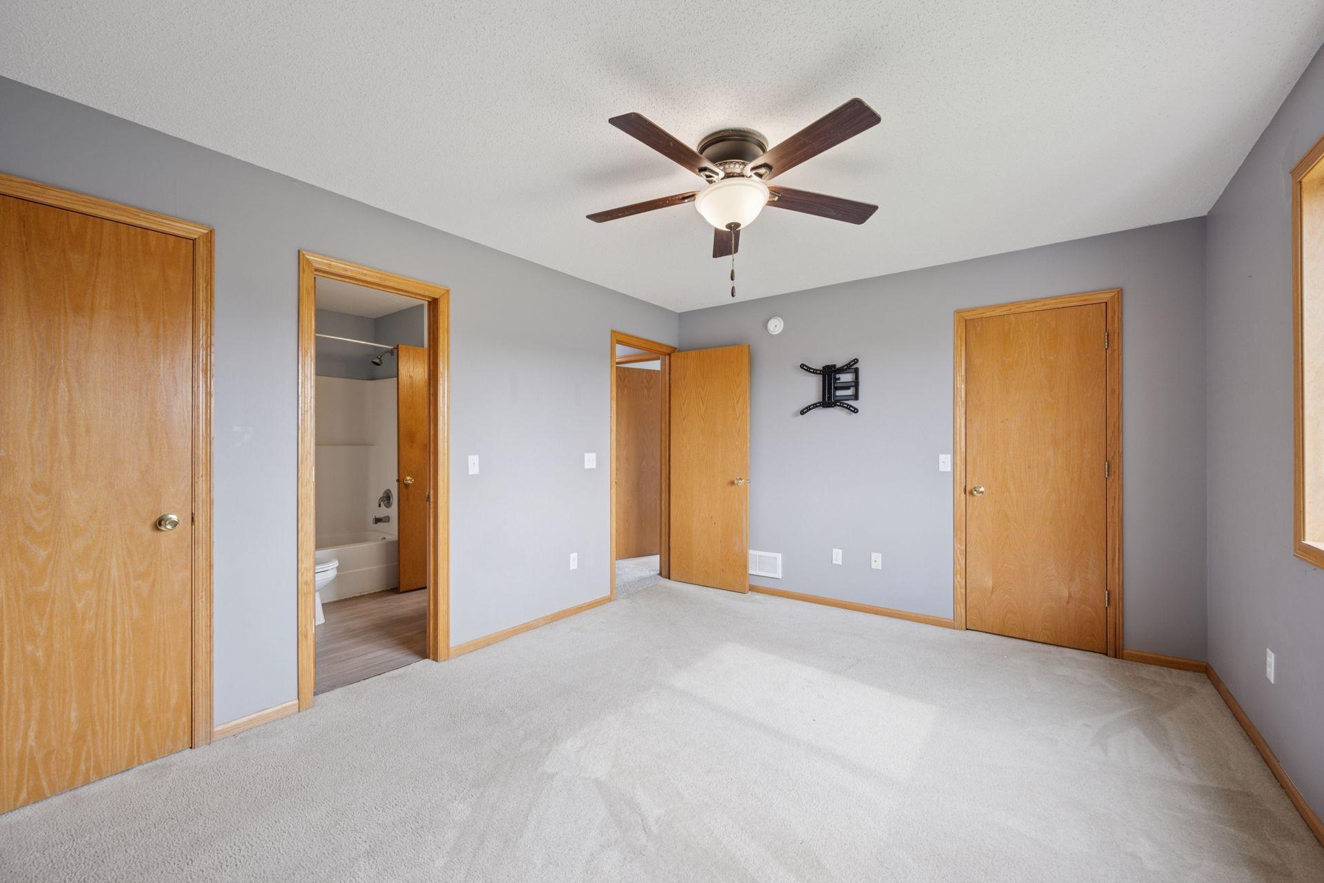 530 Fernwood Circle