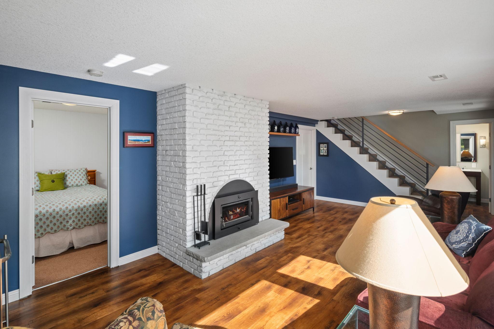4832 Longford Road