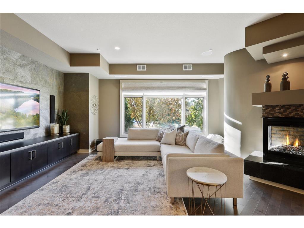 555 Oak Ridge Place Unit: 150