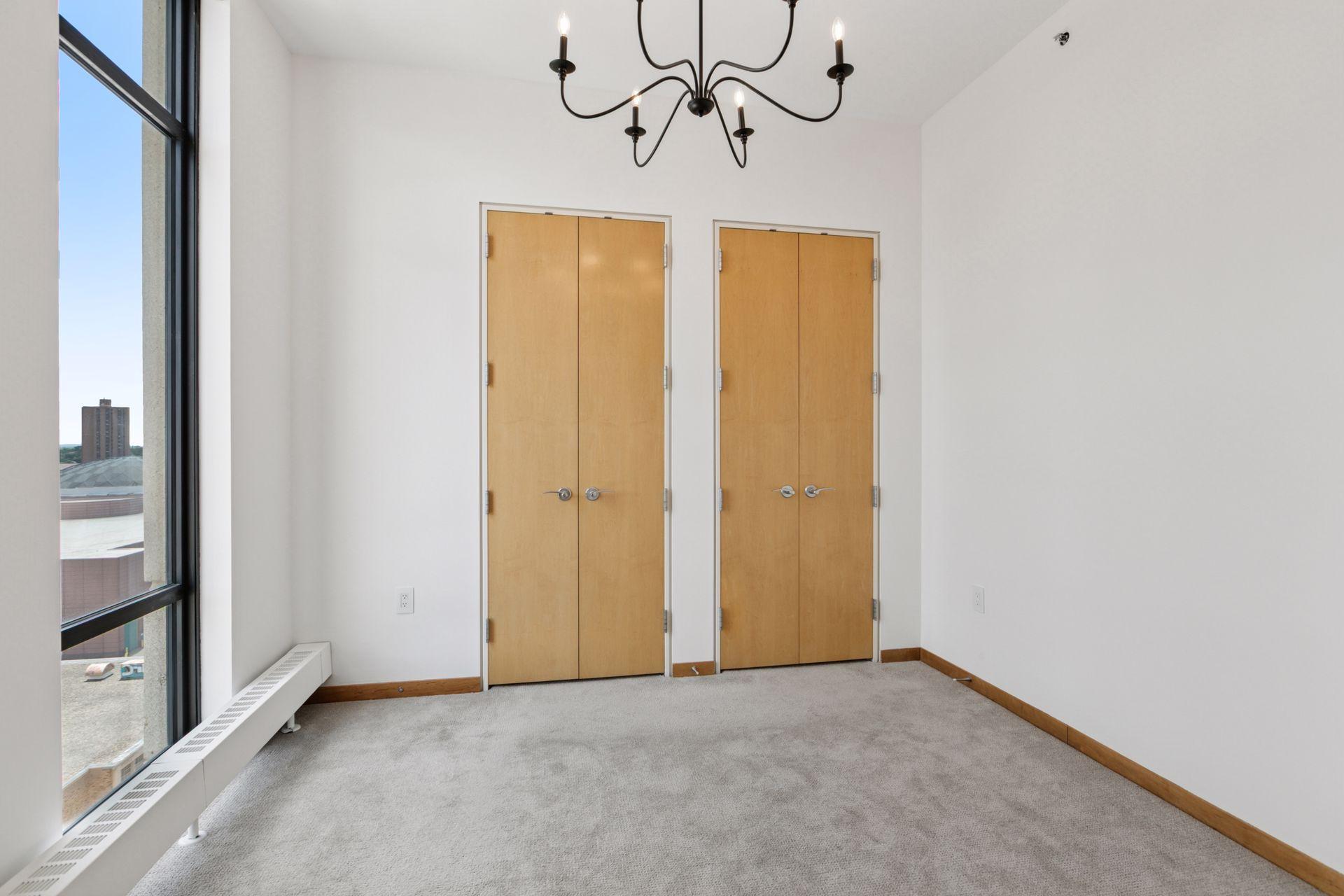 201 S 11th Street Unit: 1040