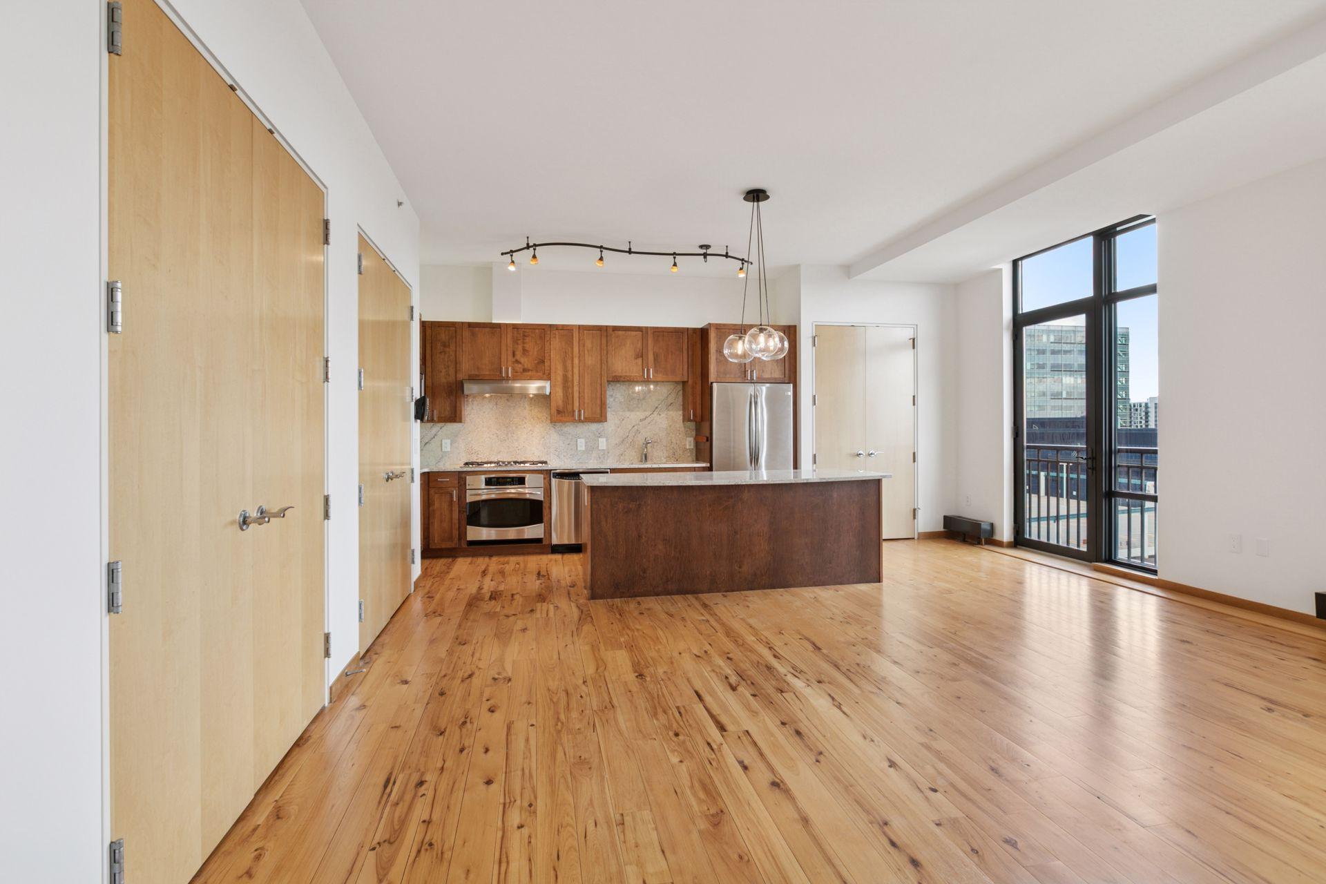 201 S 11th Street Unit: 1040