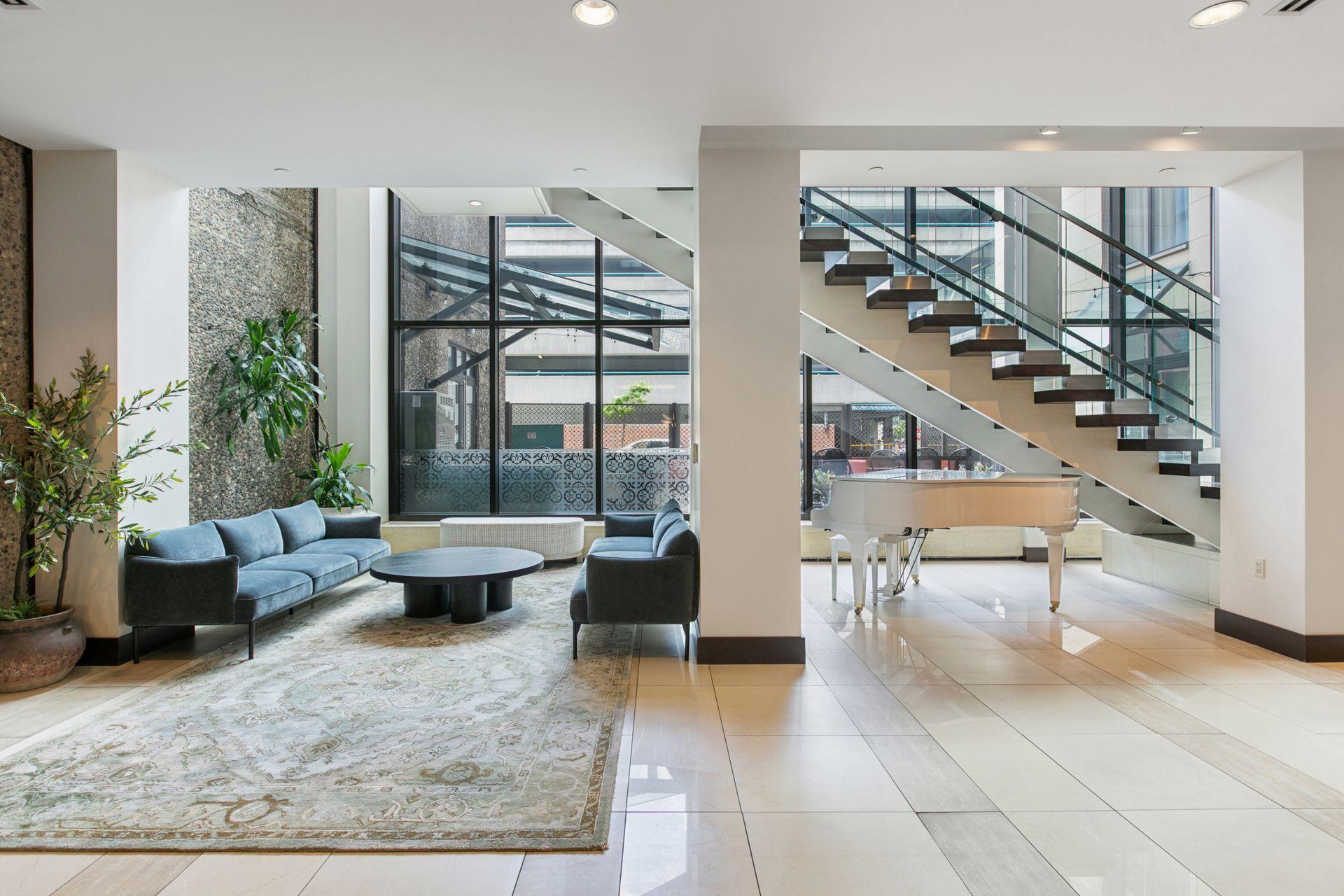 201 S 11th Street Unit: 1040