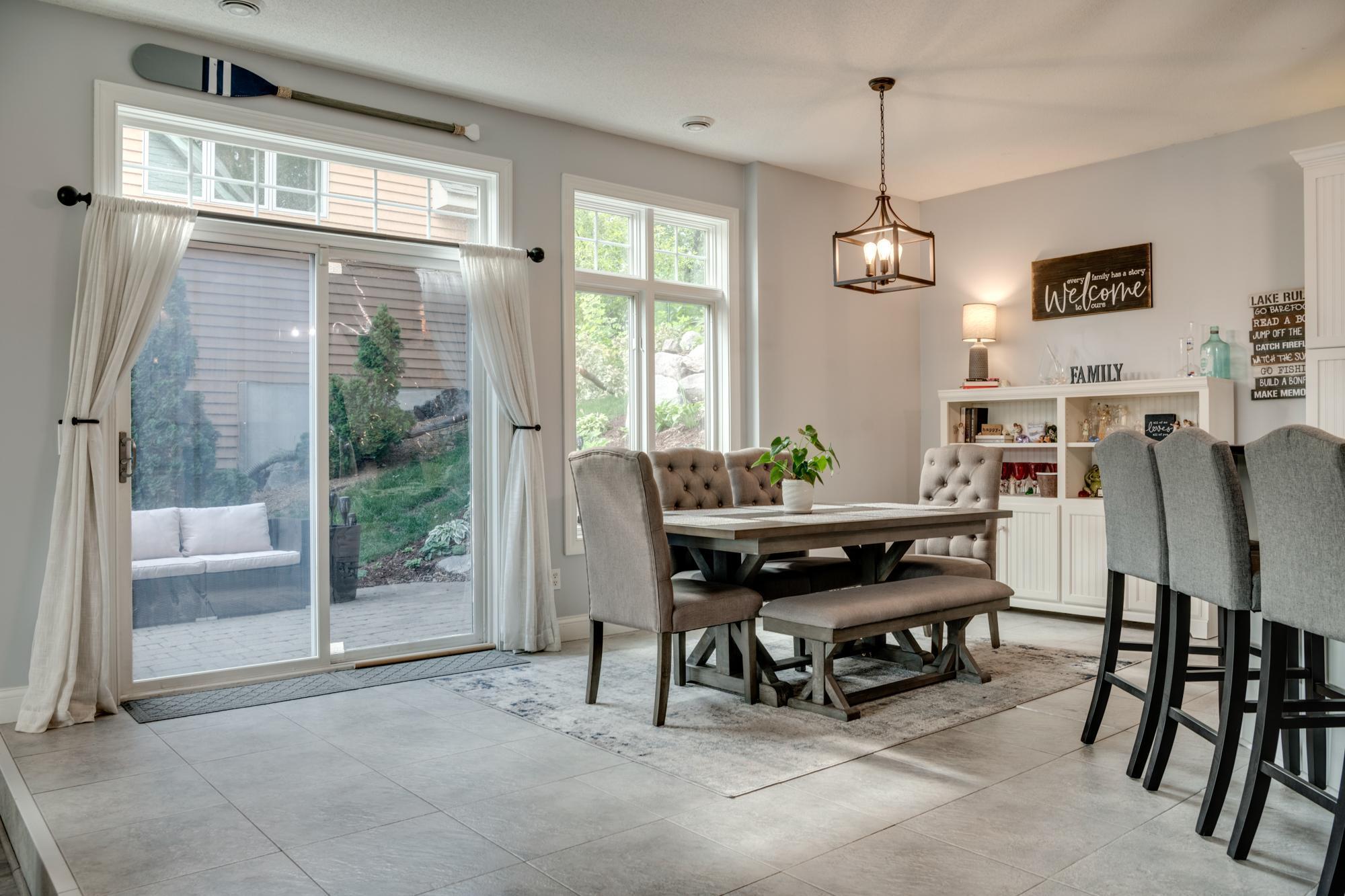 4646 Island View Drive