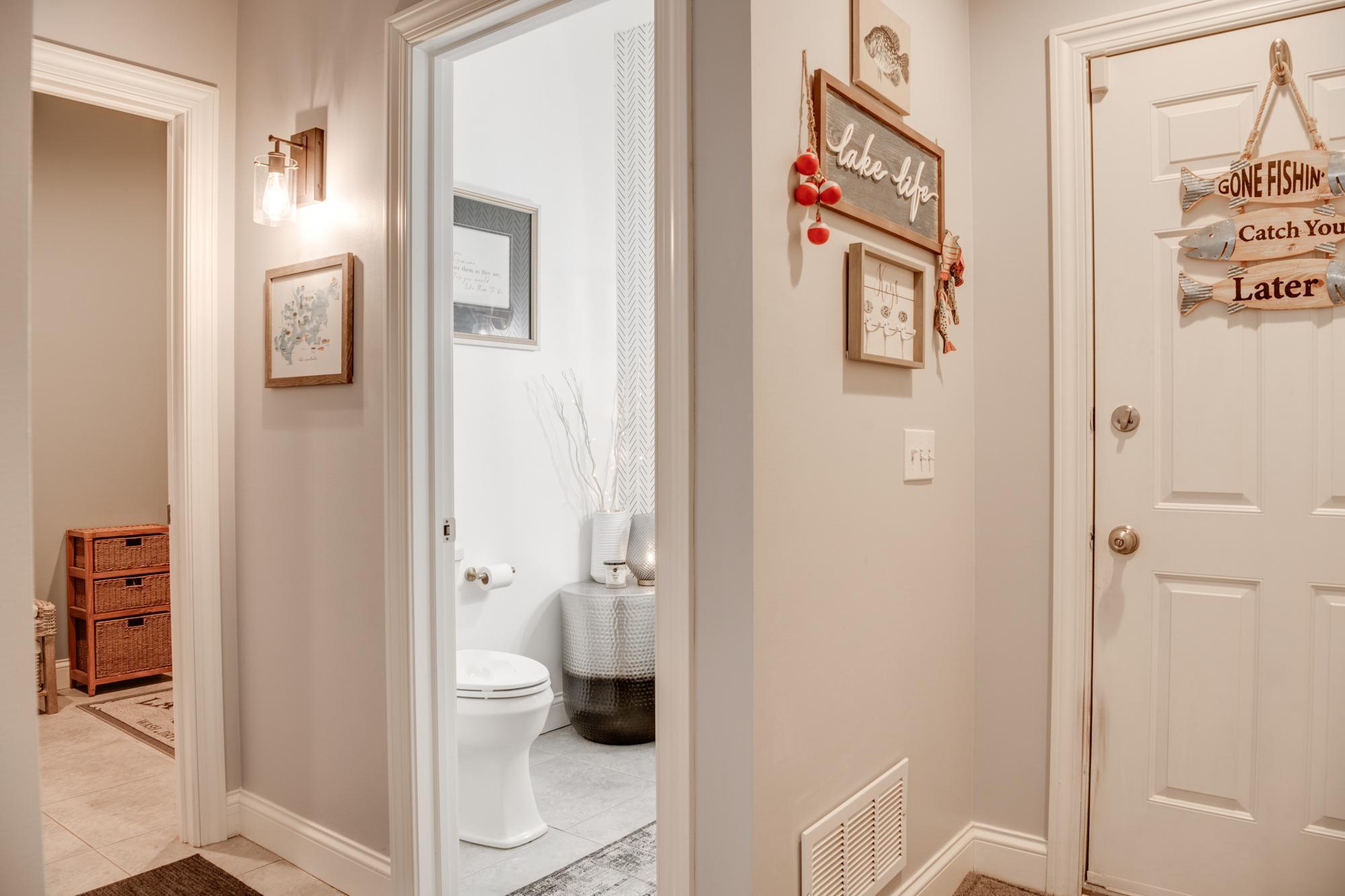 4646 Island View Drive