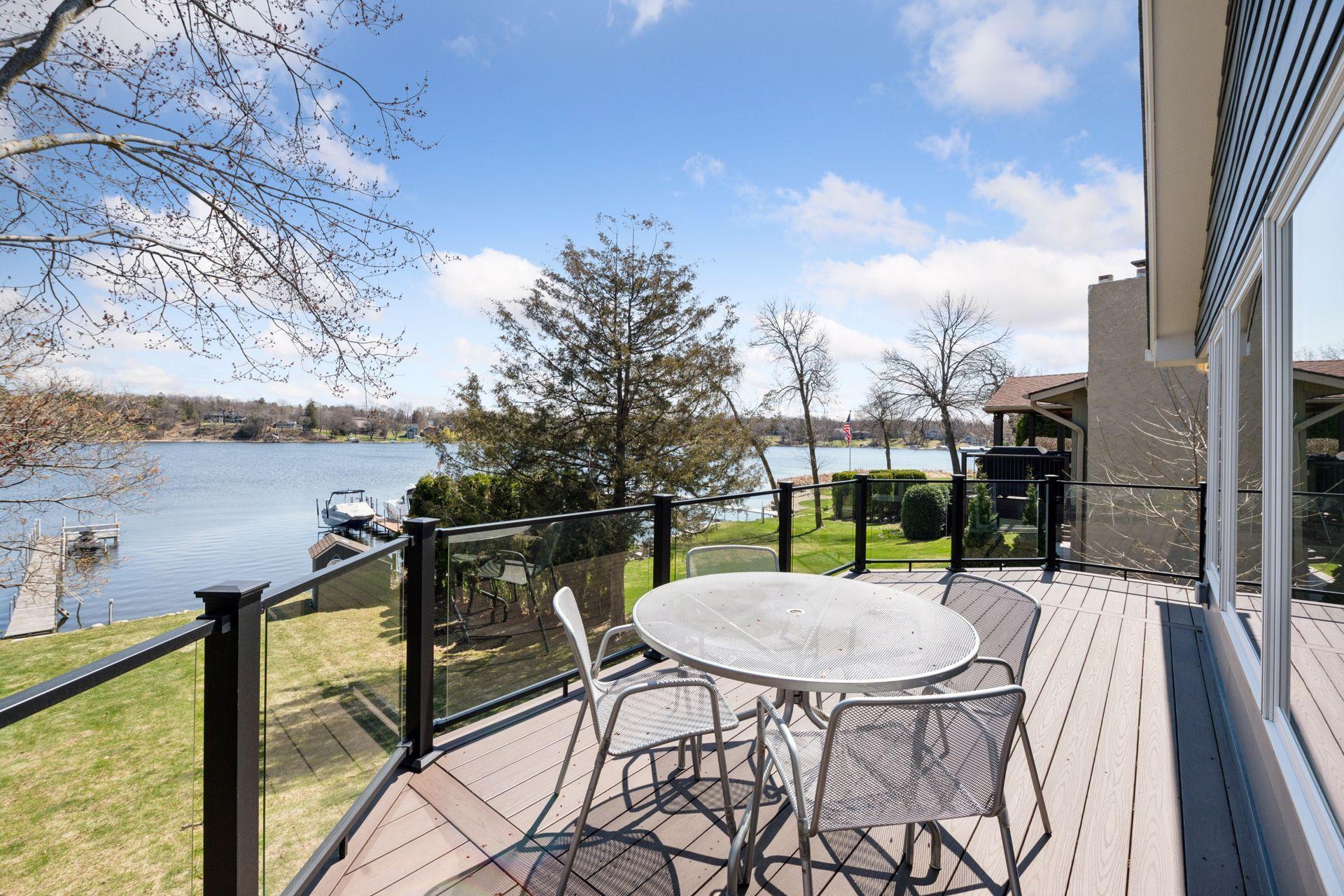 4450 Forest Lake Landing