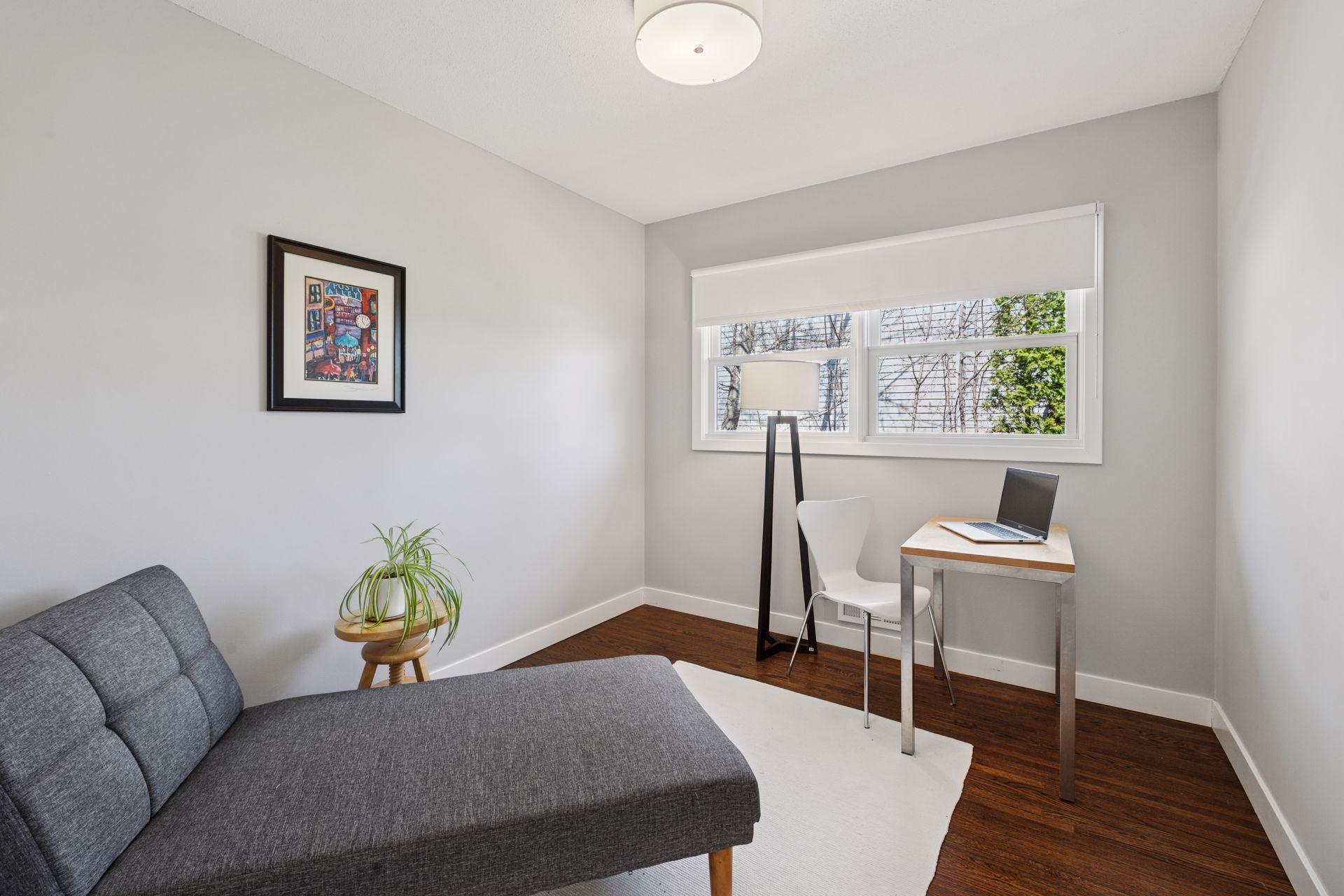 4450 Forest Lake Landing