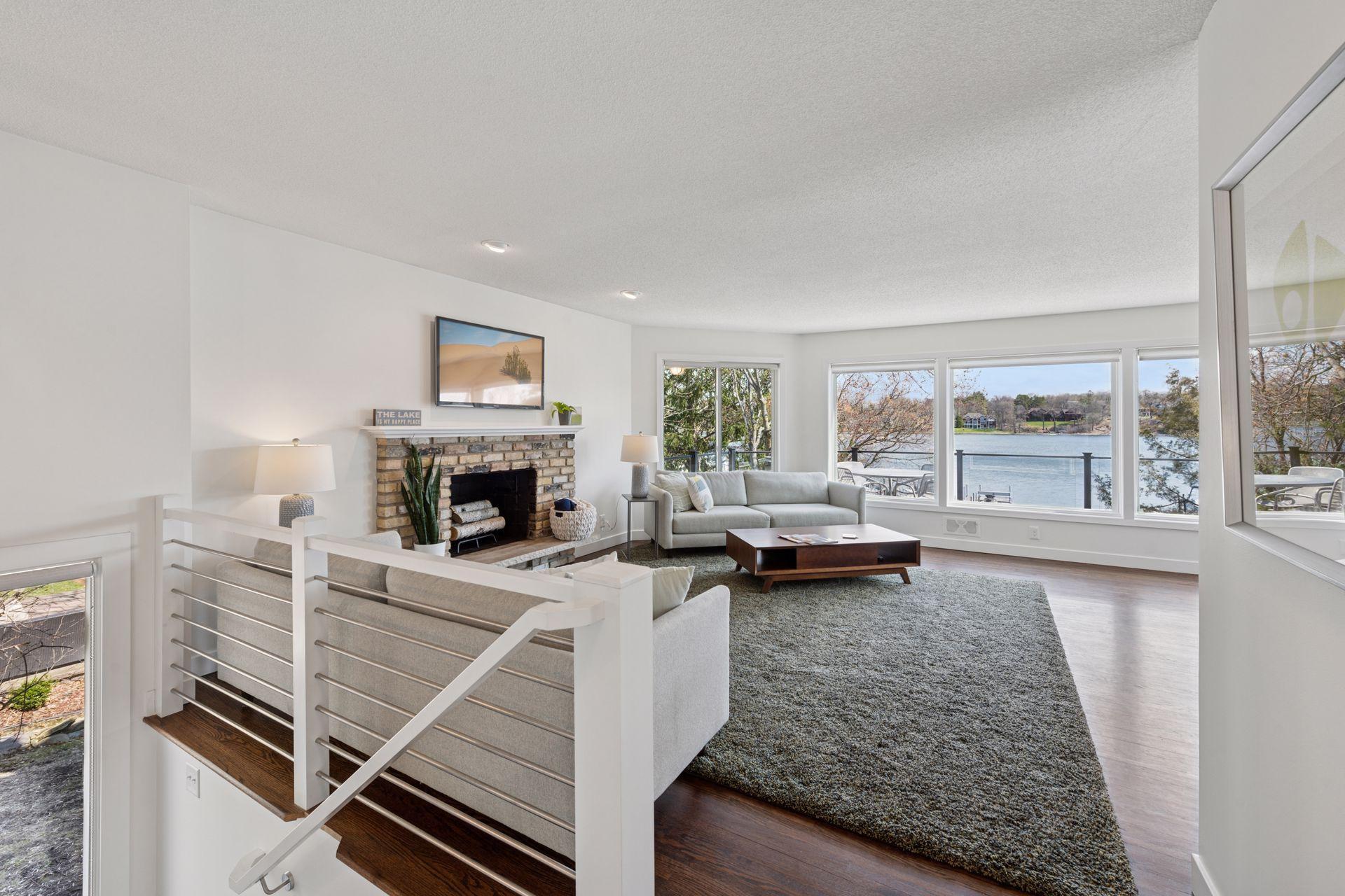 4450 Forest Lake Landing