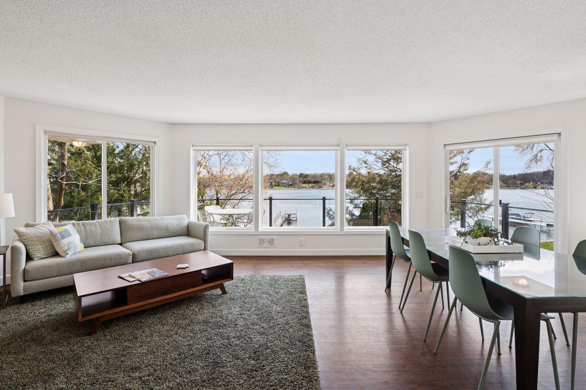 4450 Forest Lake Landing