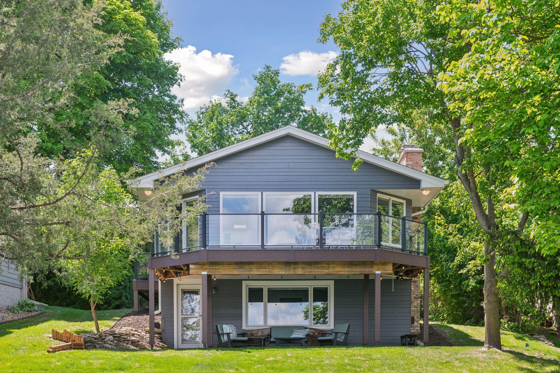 4450 Forest Lake Landing