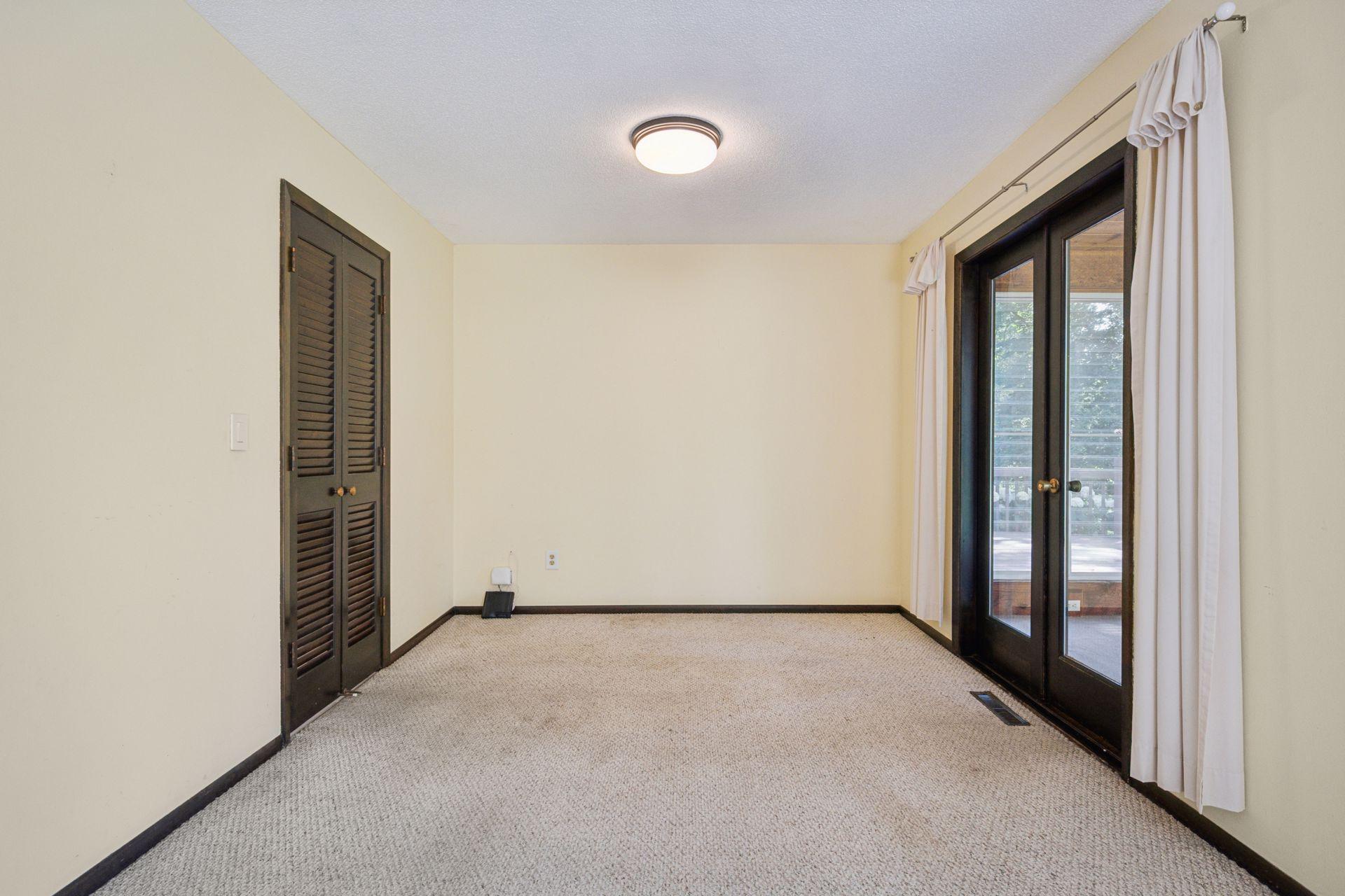 10655 103rd Avenue N