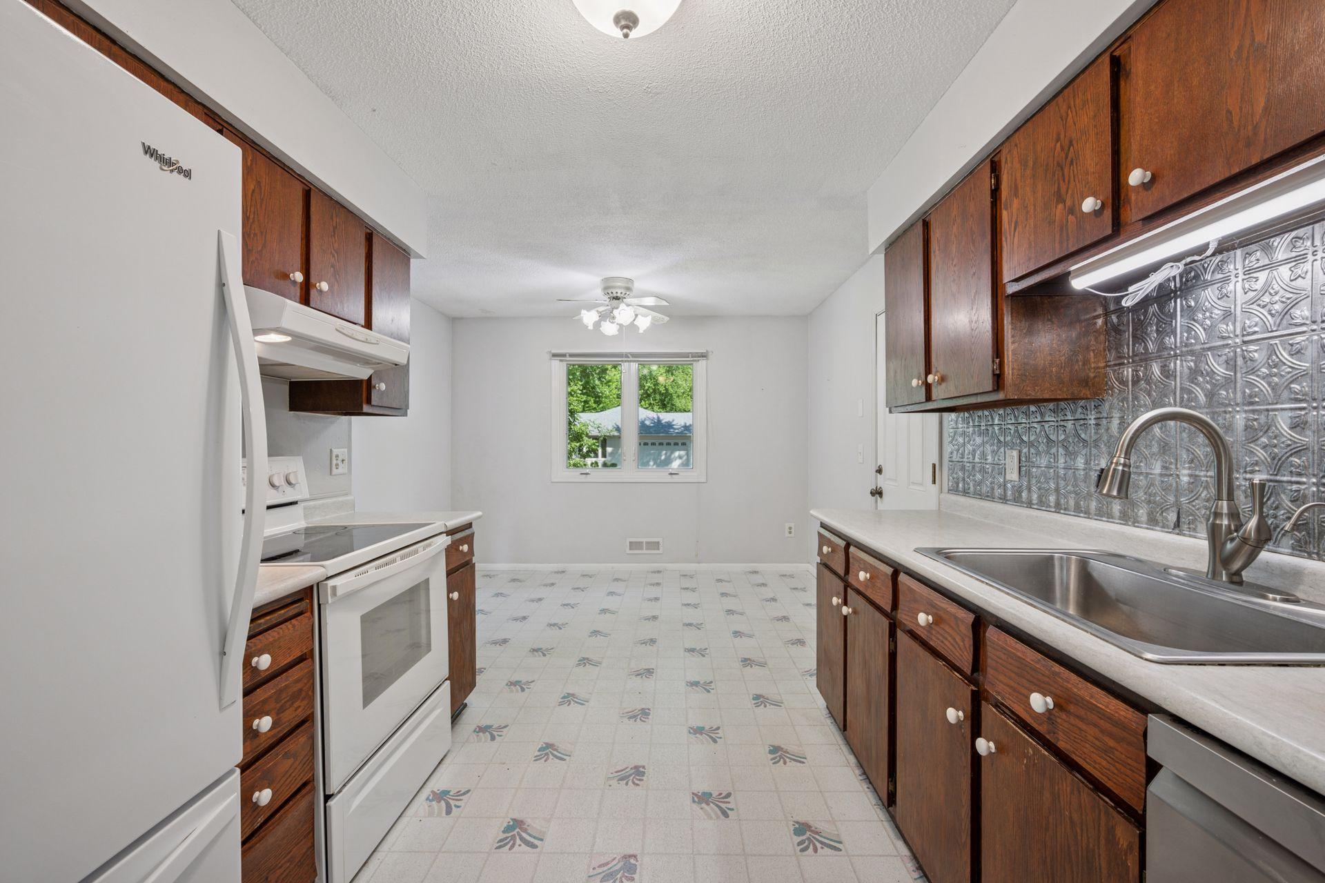 10655 103rd Avenue N