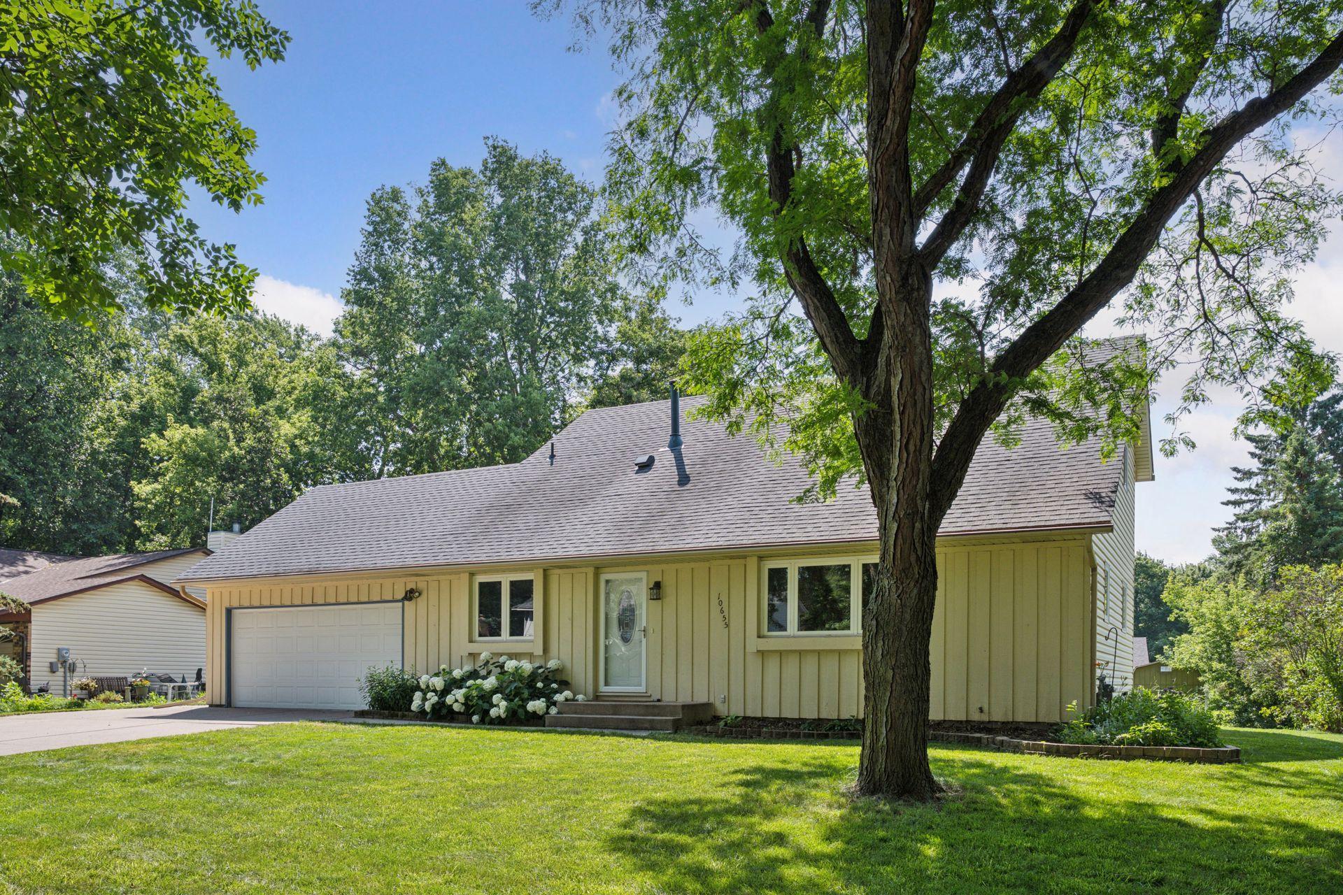 10655 103rd Avenue N