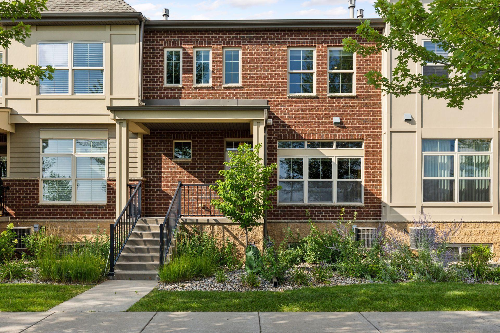 12274 Lakeview Drive N