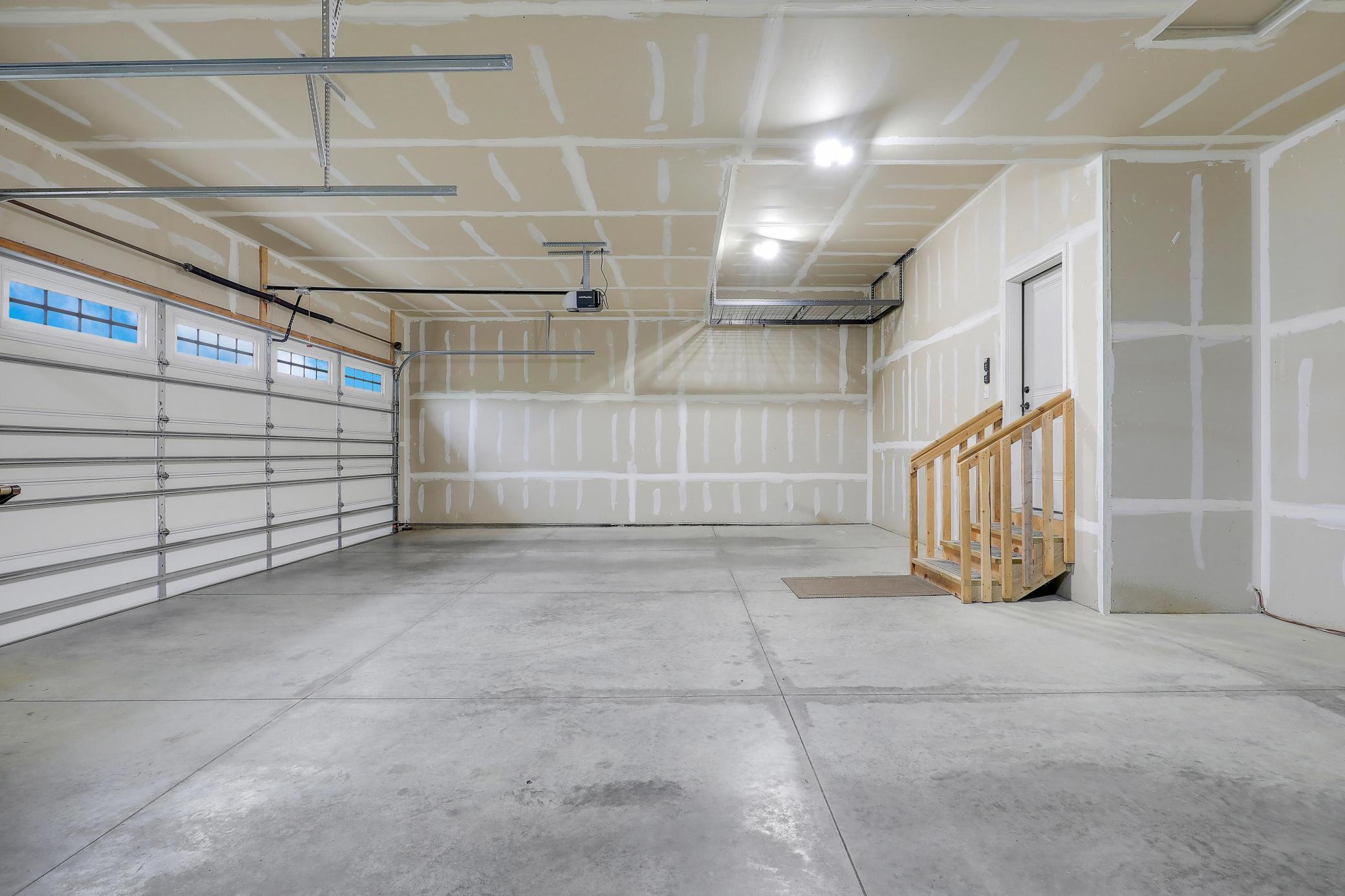 5841 Robert Road