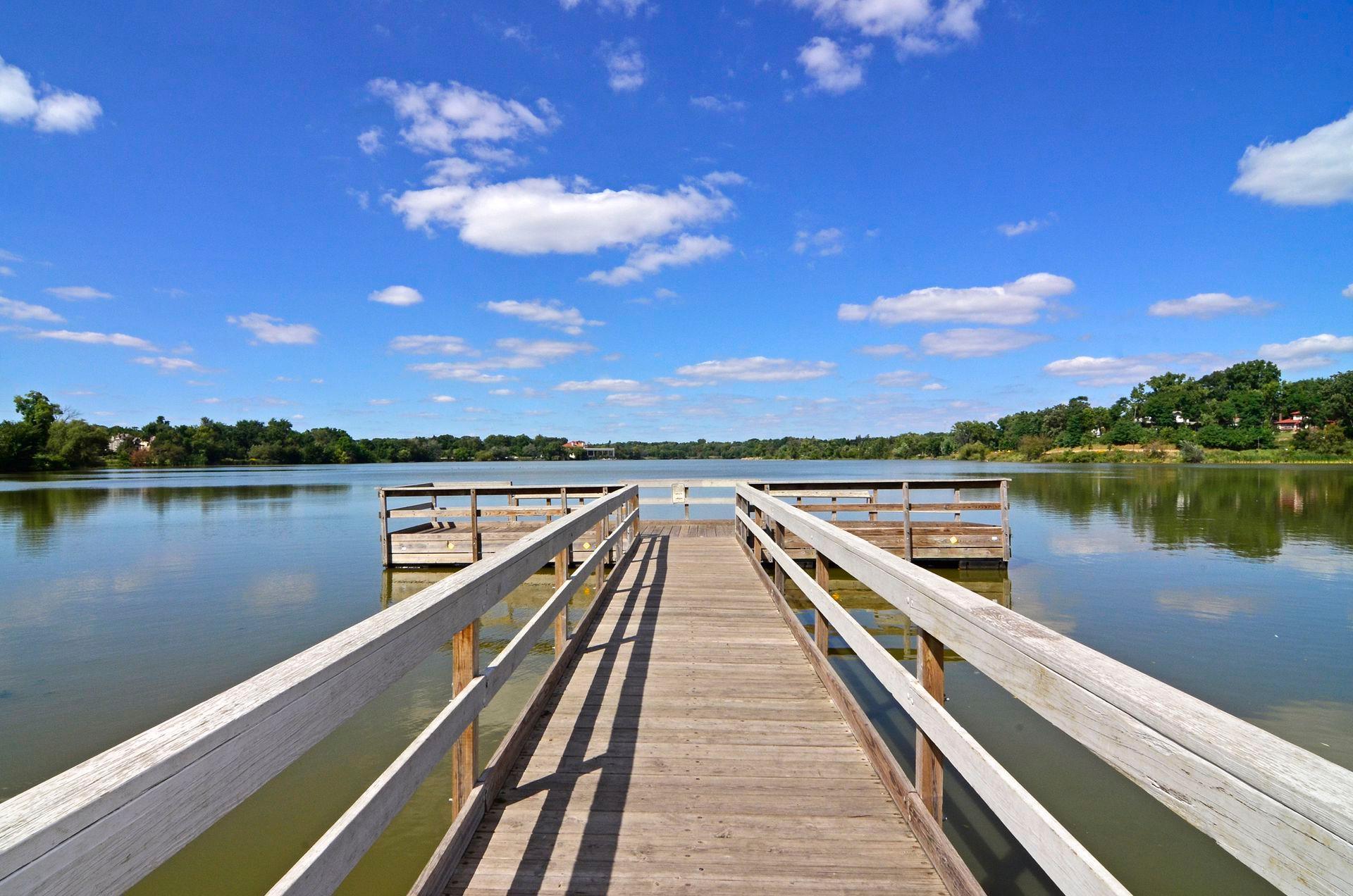 771 Wheelock Parkway W