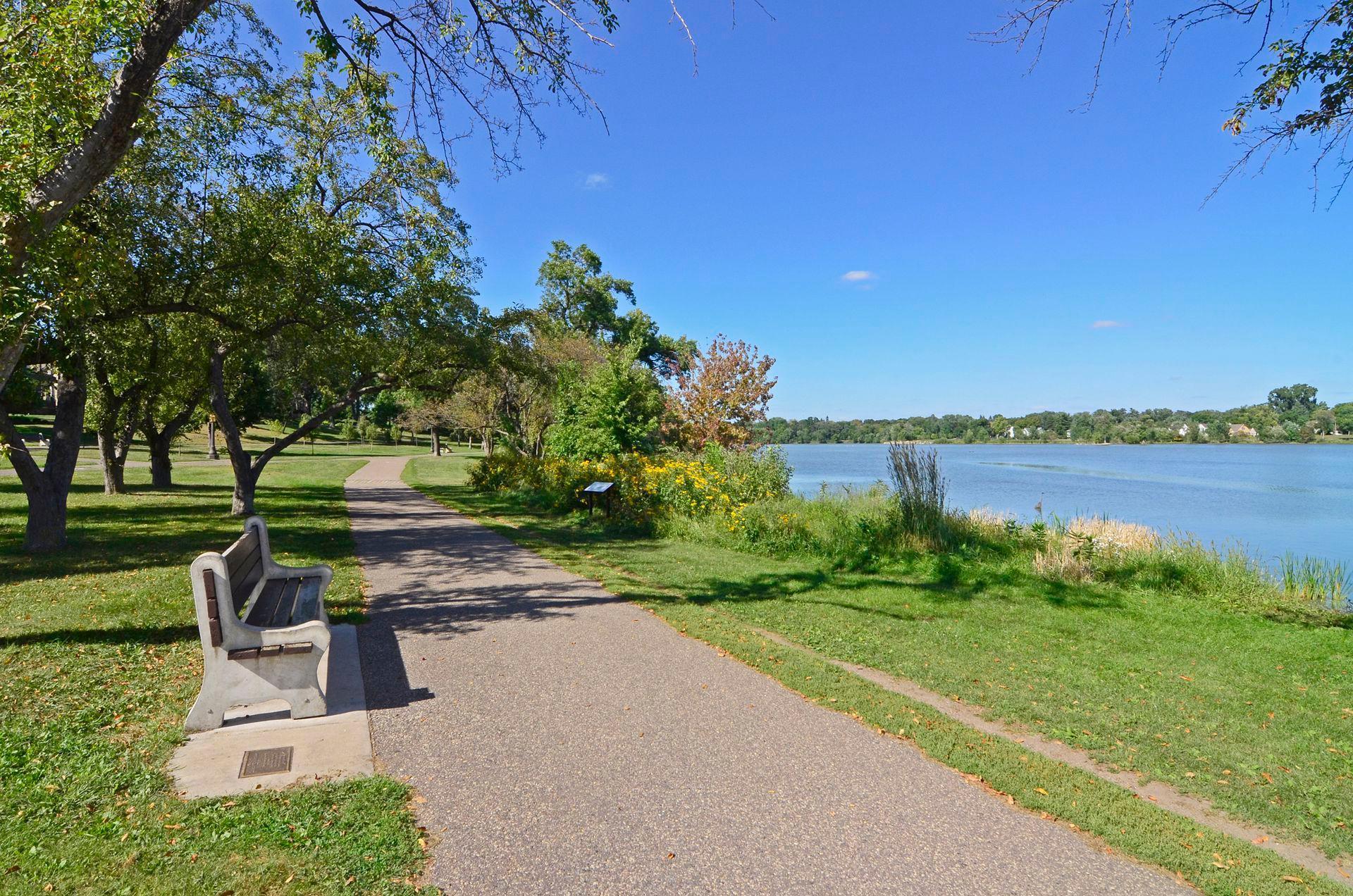 771 Wheelock Parkway W