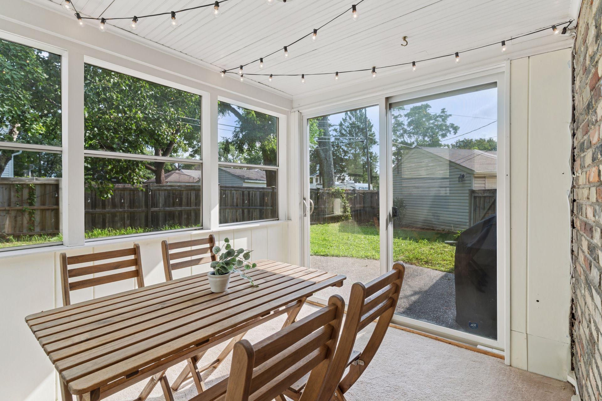 771 Wheelock Parkway W