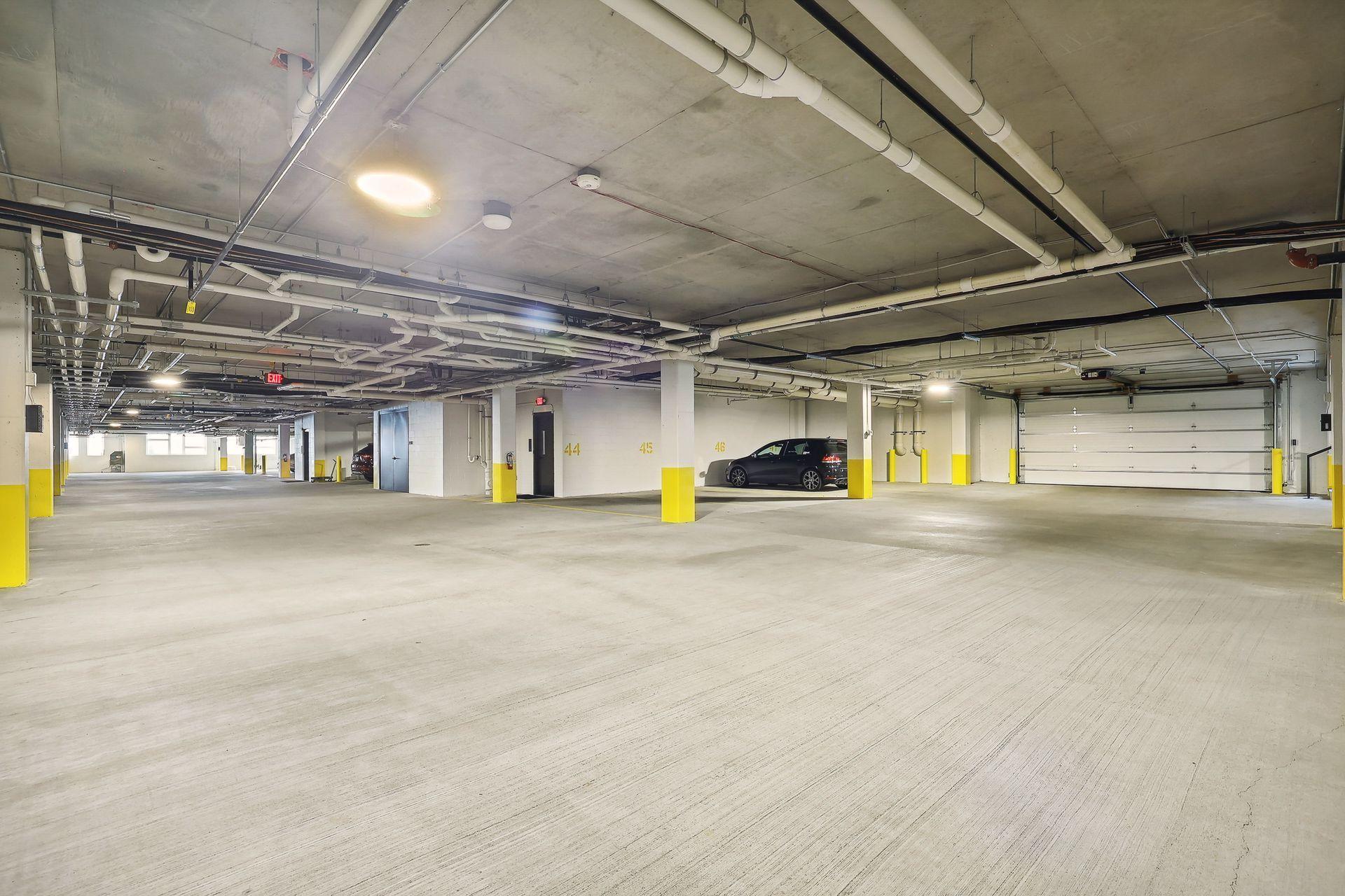 253 Lake Street E Unit: 212