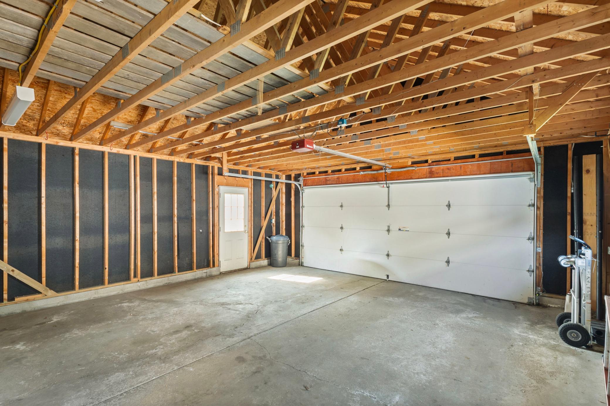 3900 Yosemite Avenue S