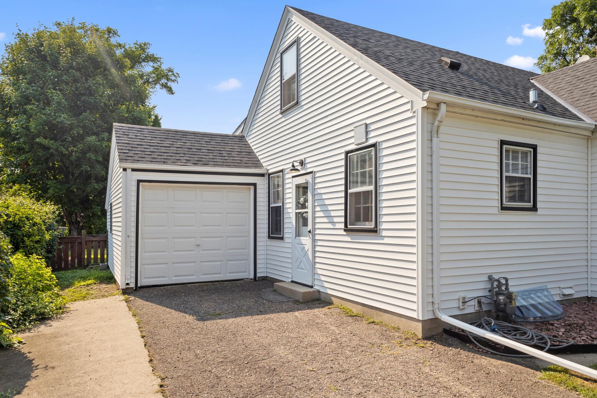 3900 Yosemite Avenue S