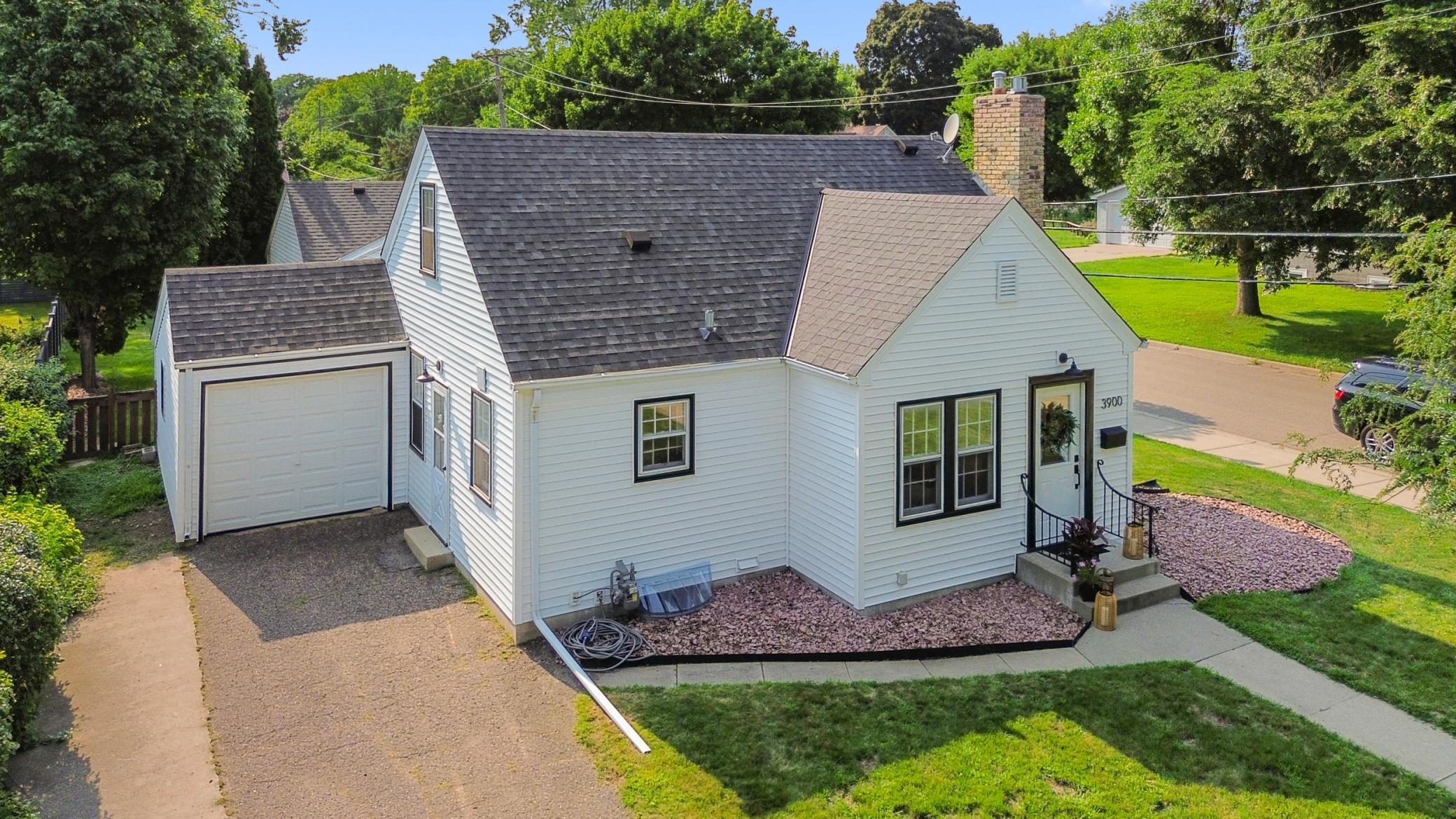 3900 Yosemite Avenue S