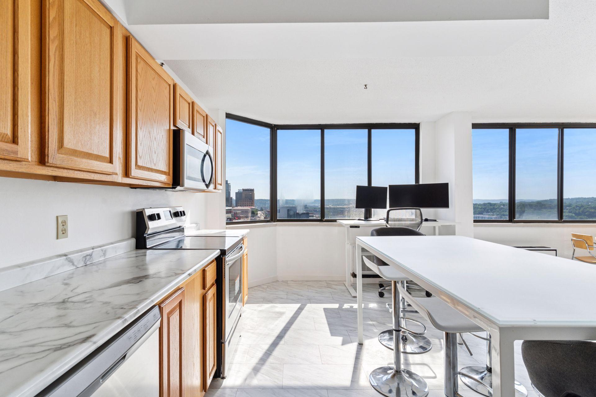 360 Sherman Street Unit: 1607