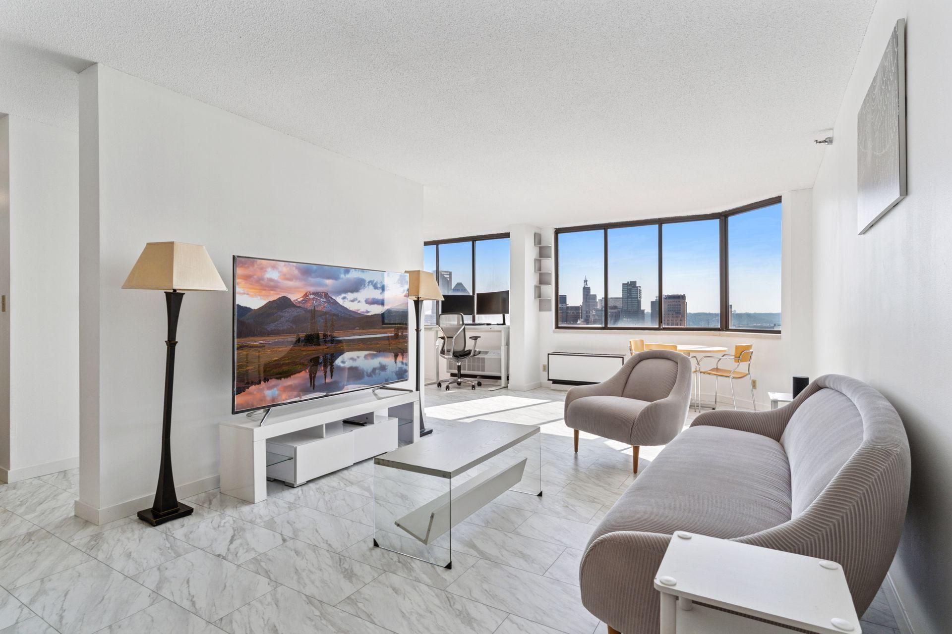 360 Sherman Street Unit: 1607
