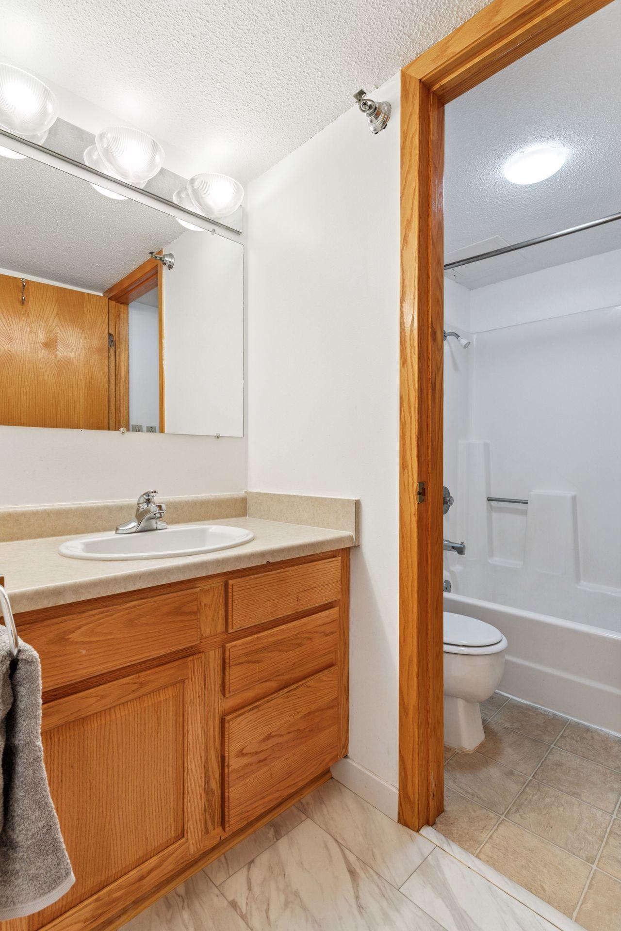 360 Sherman Street Unit: 1607