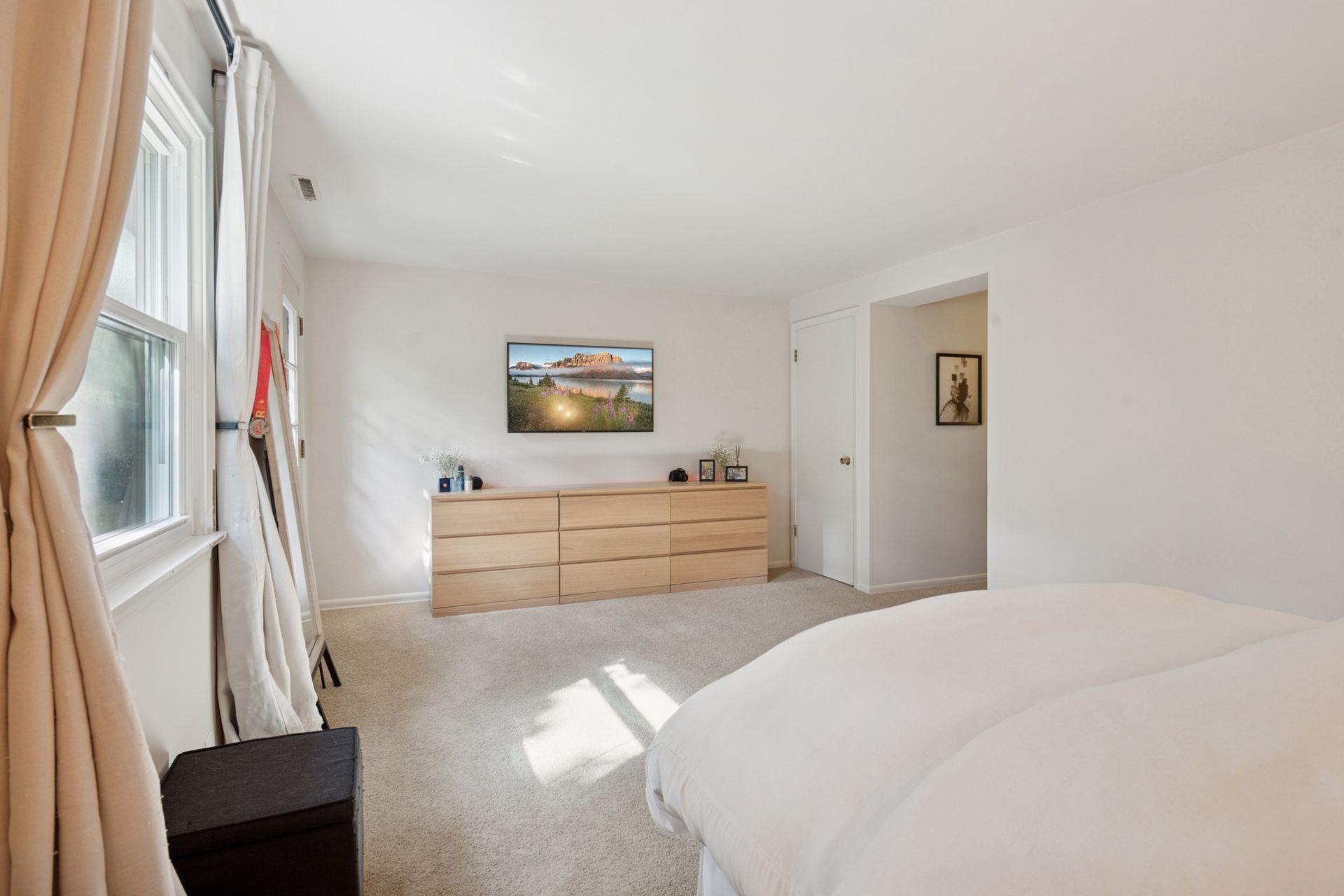 5901 Sunrise Drive