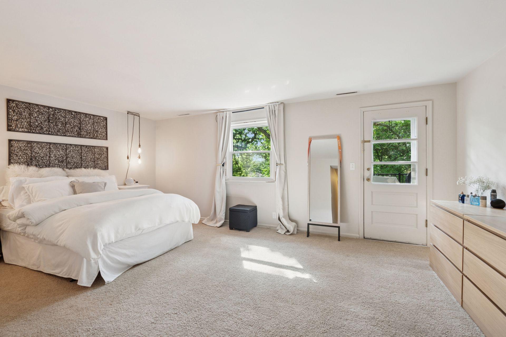 5901 Sunrise Drive