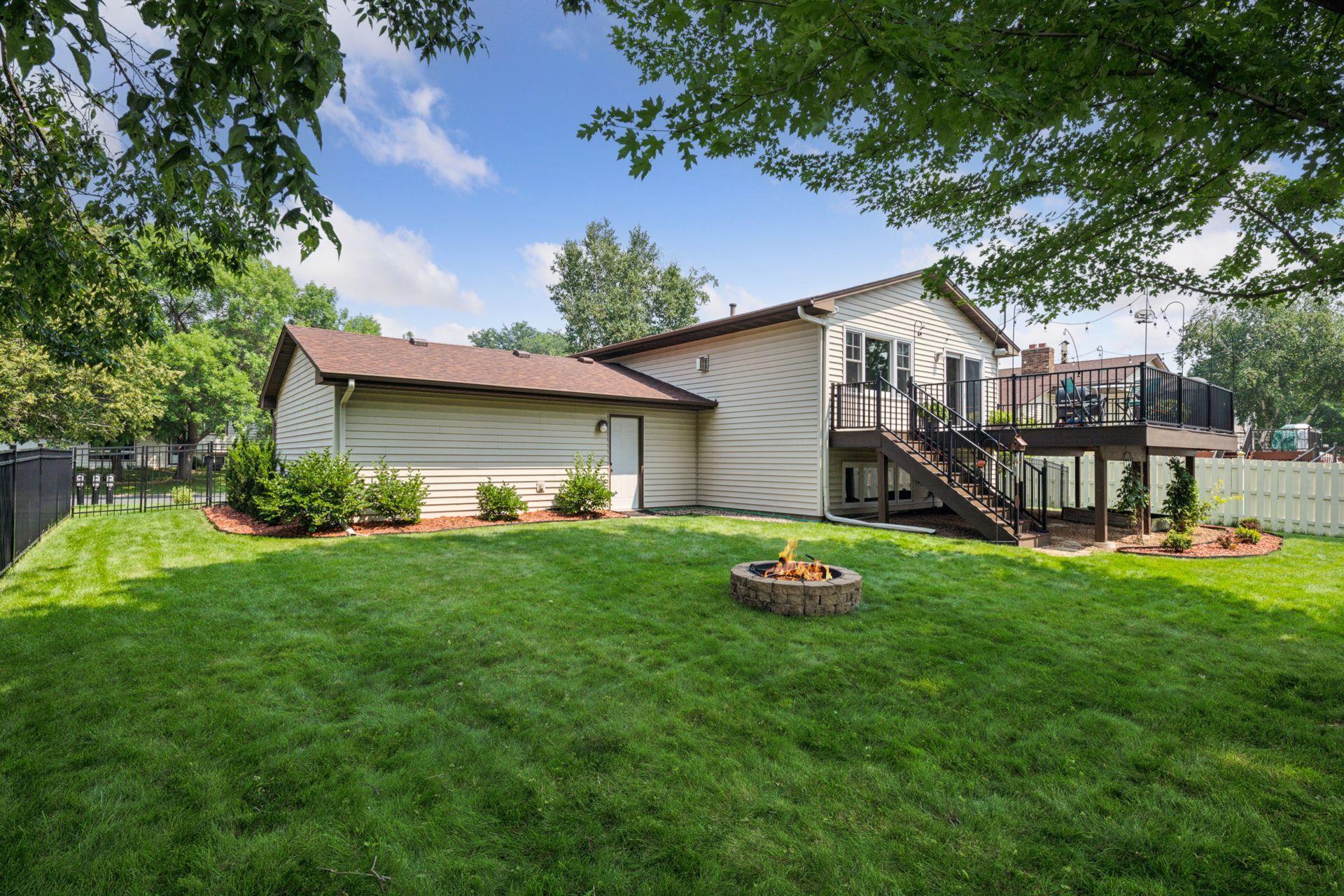 7417 W 100th Street