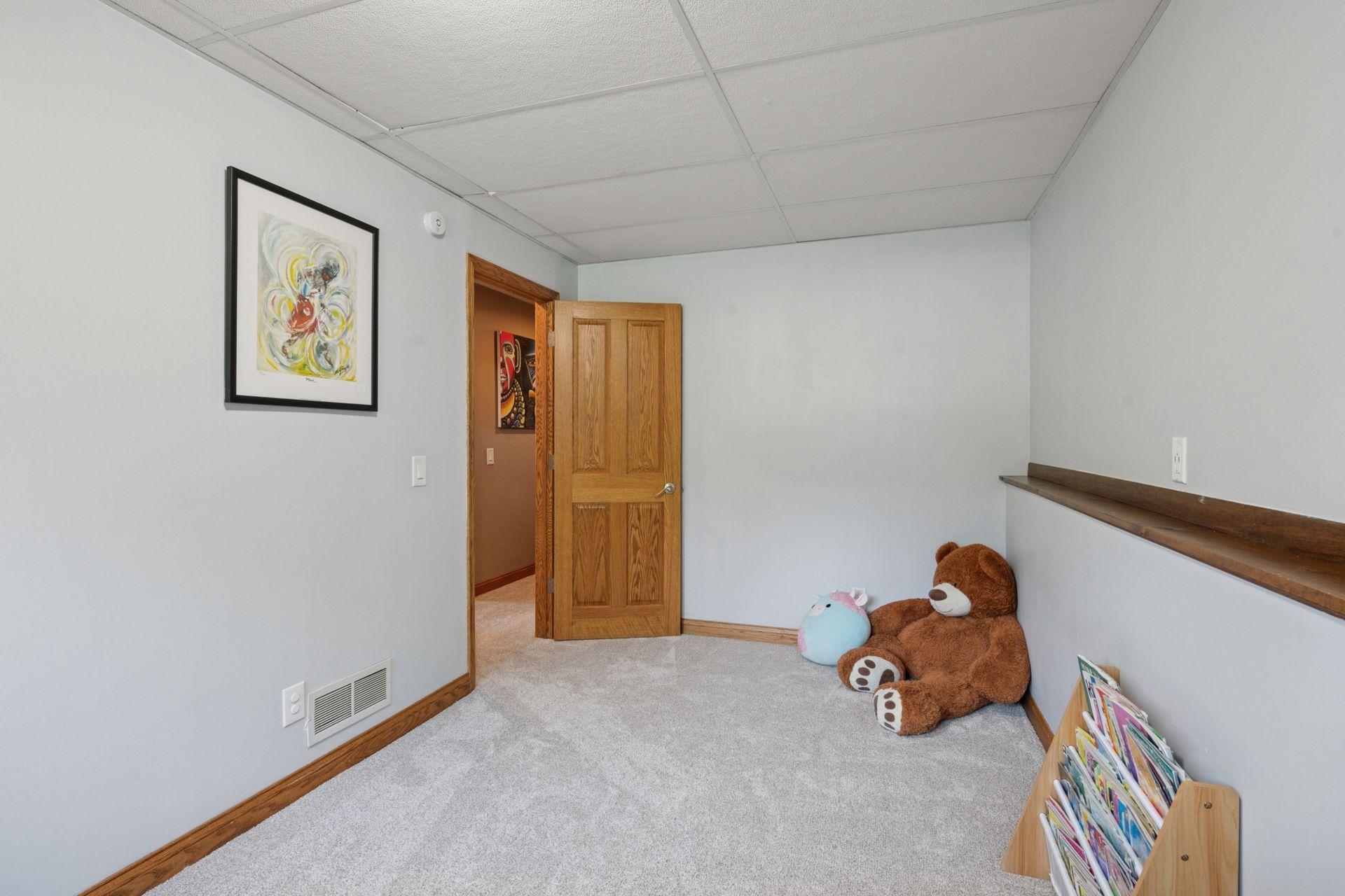 7417 W 100th Street