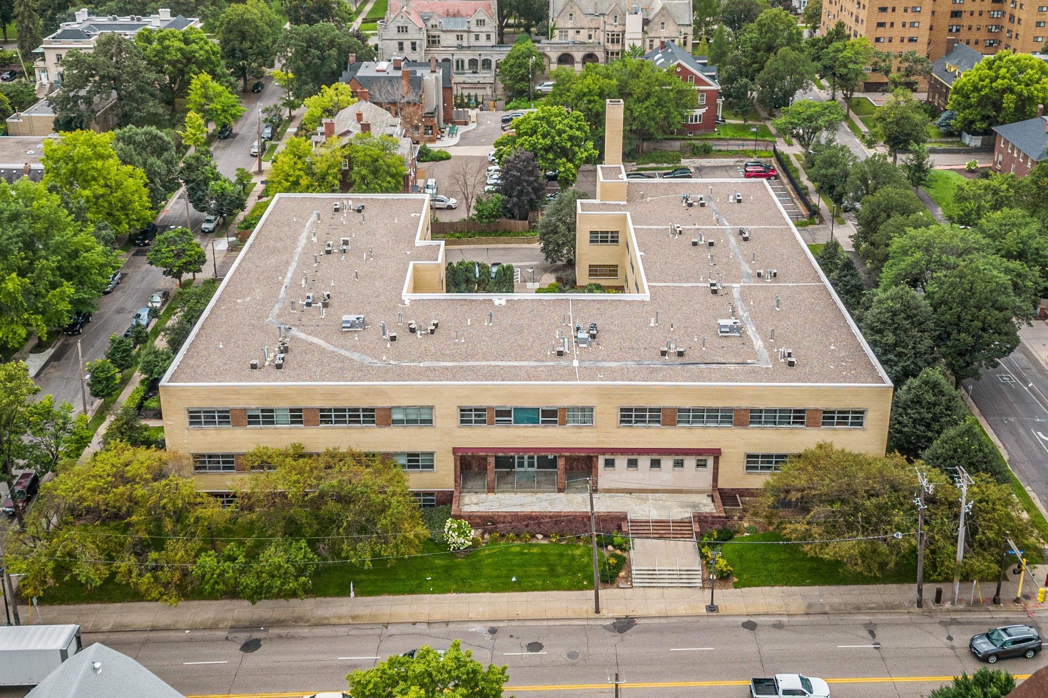 111 E Franklin Avenue Unit: 316