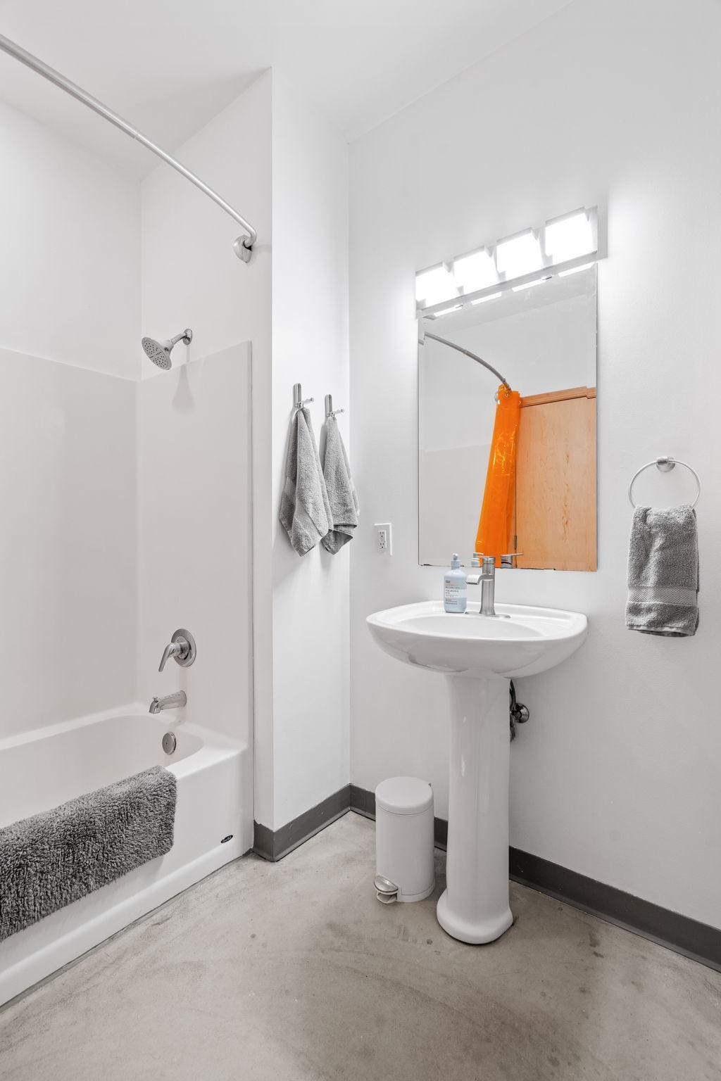 111 E Franklin Avenue Unit: 316