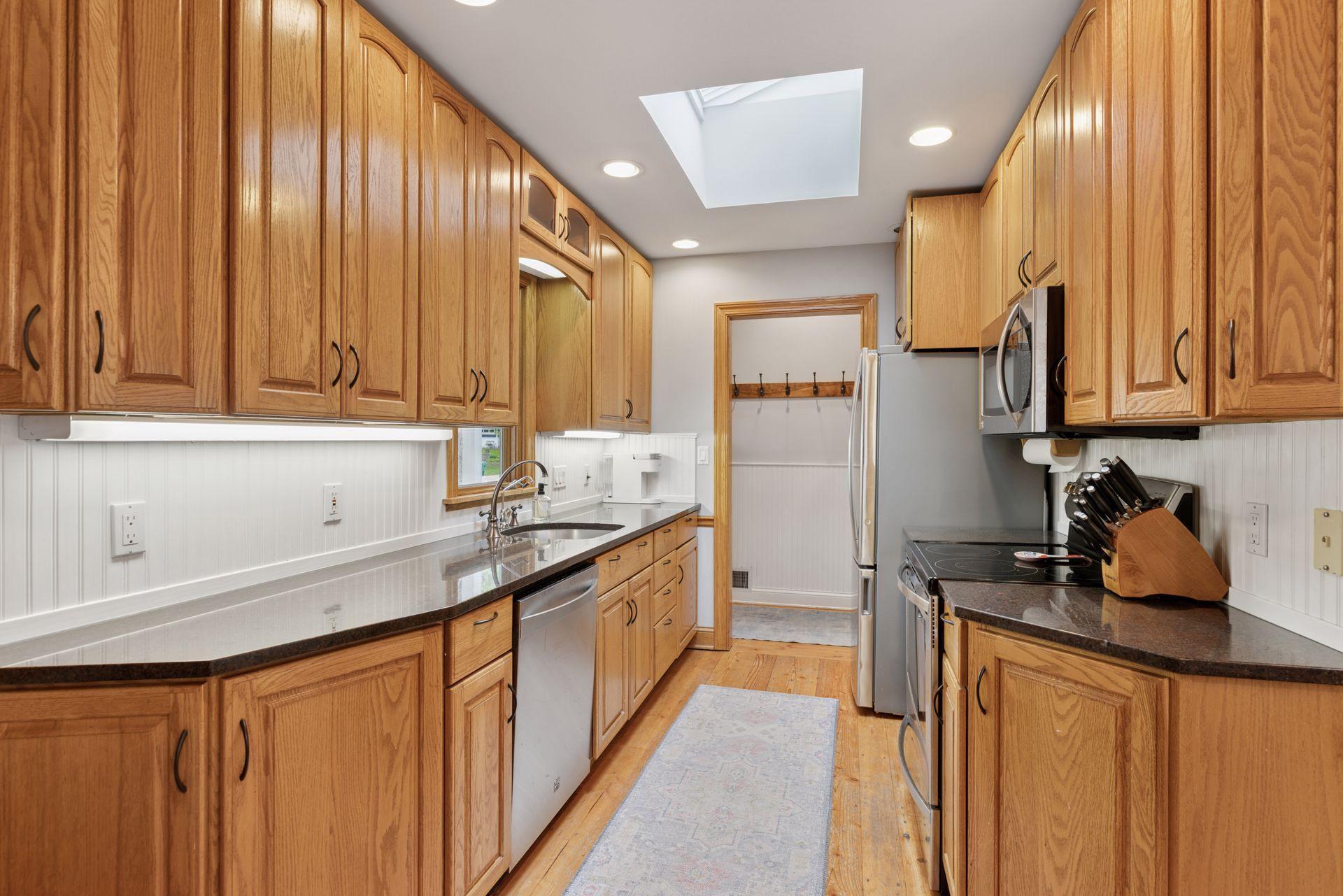 1709 Baywood Lane Unit: 204