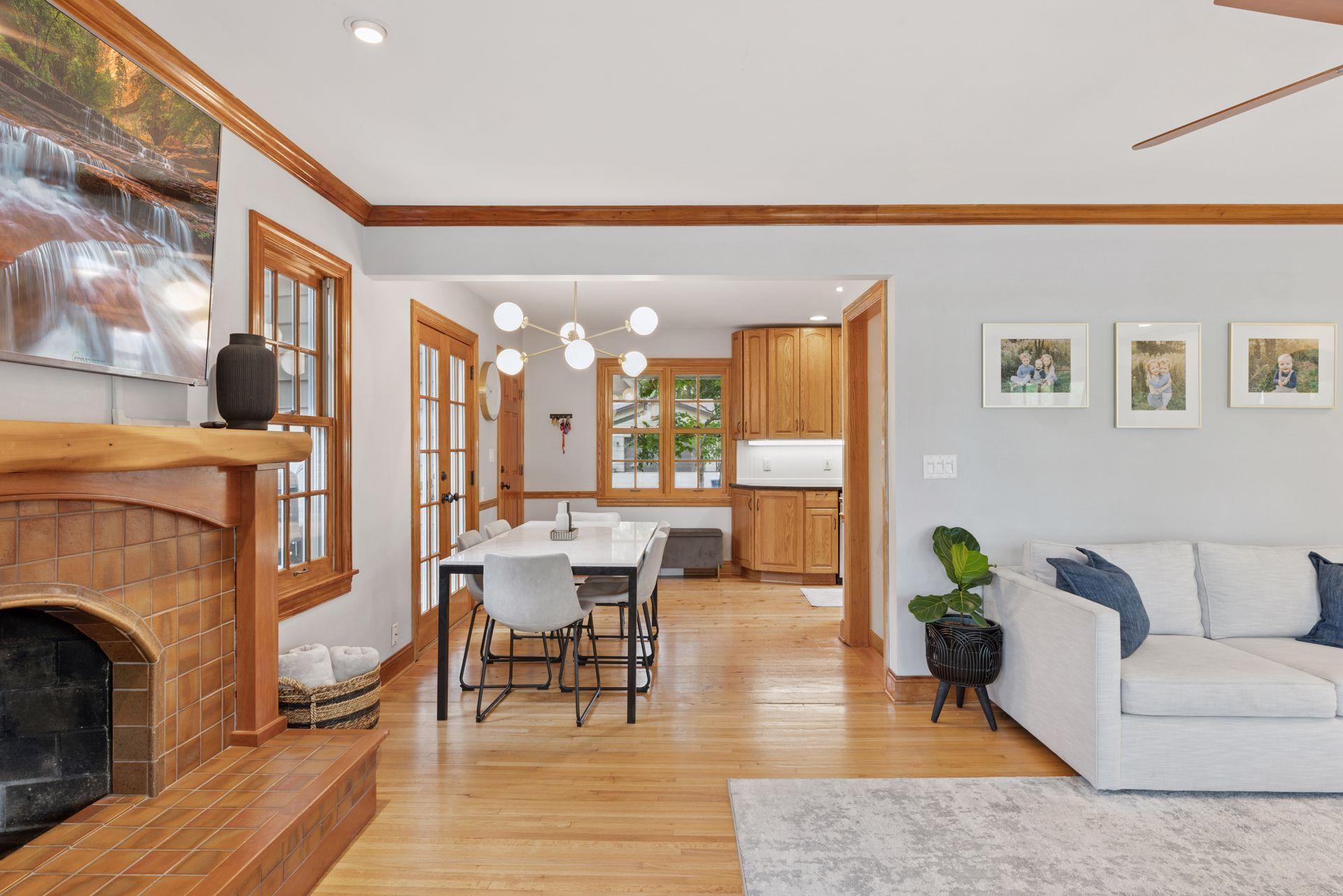 1709 Baywood Lane Unit: 204