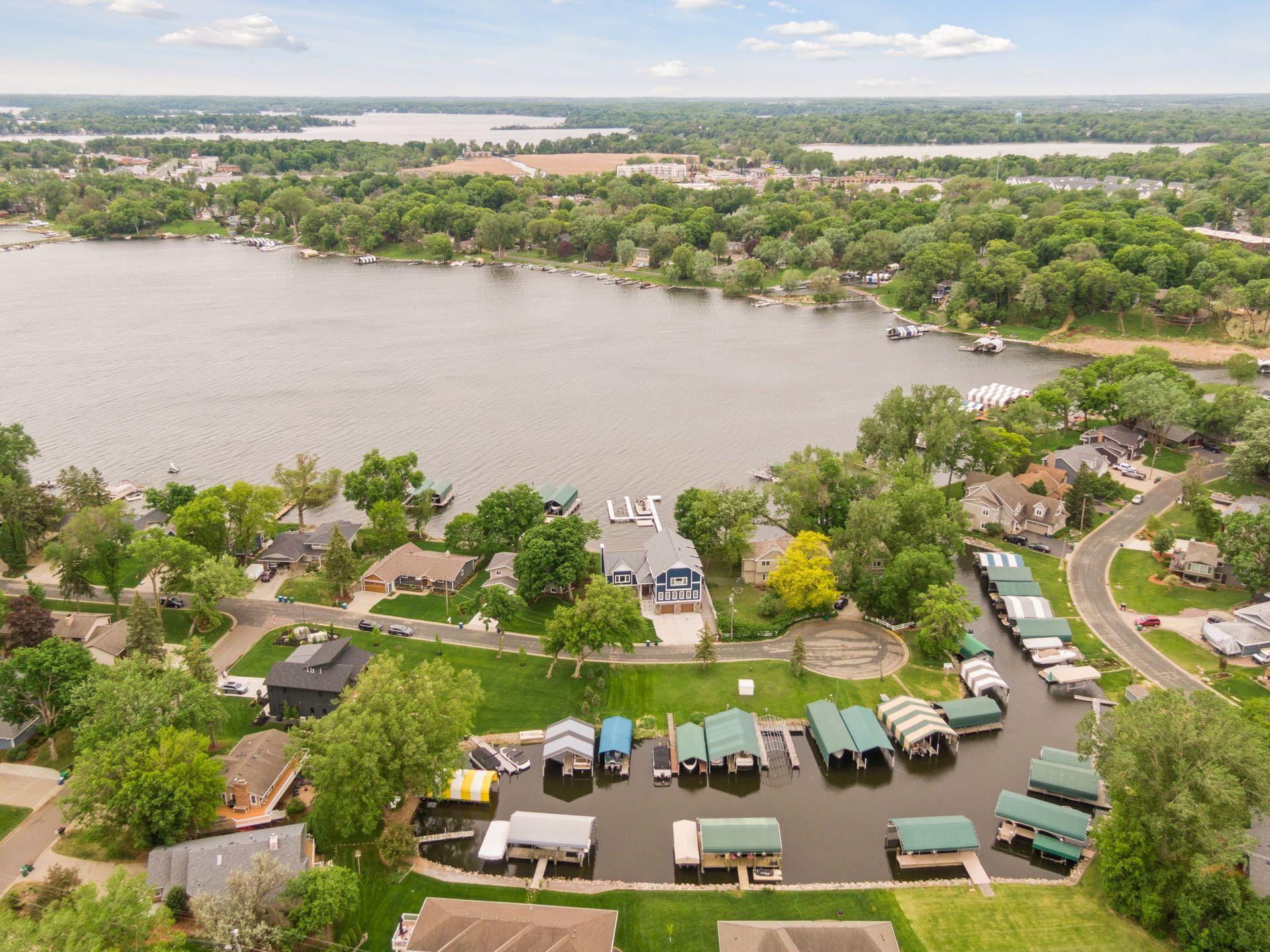 1709 Baywood Lane Unit: 204