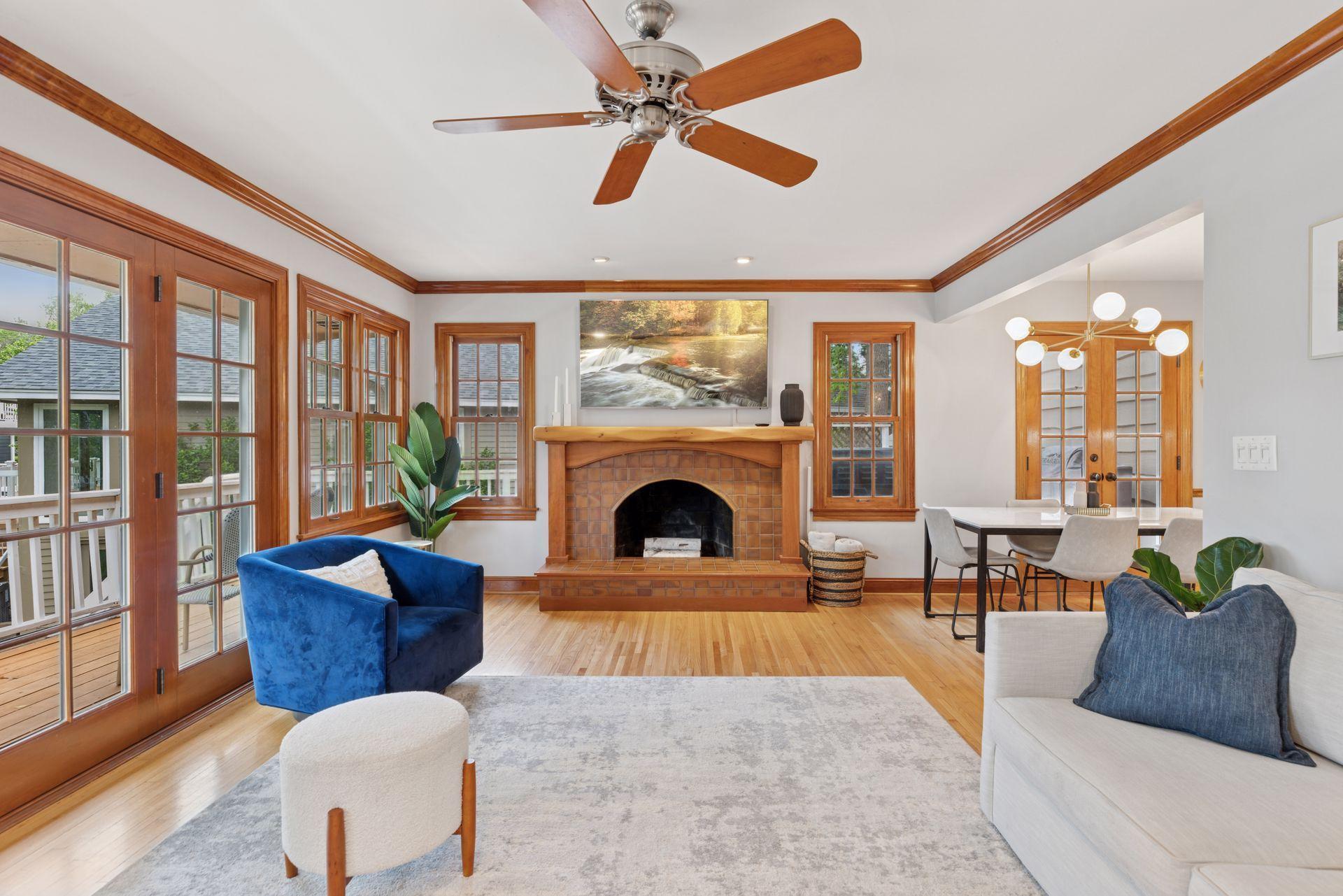 1709 Baywood Lane Unit: 204