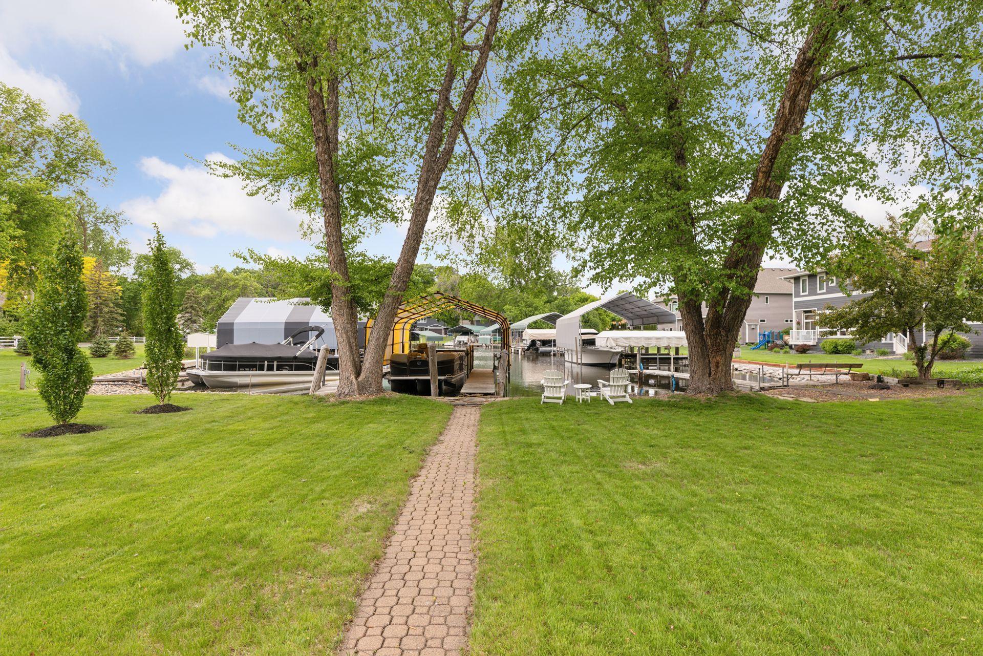 1709 Baywood Lane Unit: 204