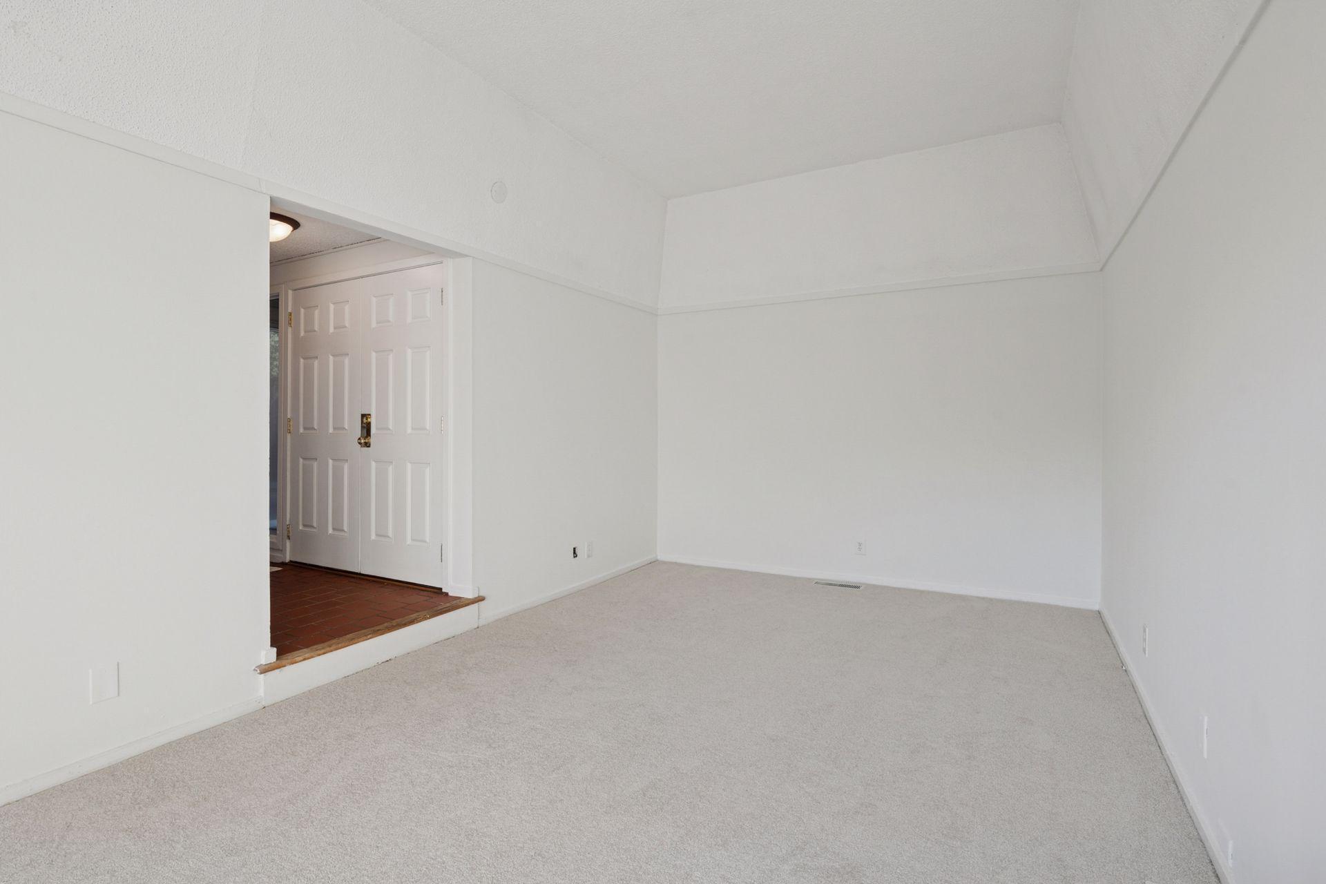 6305 Colony Way Unit: 1A