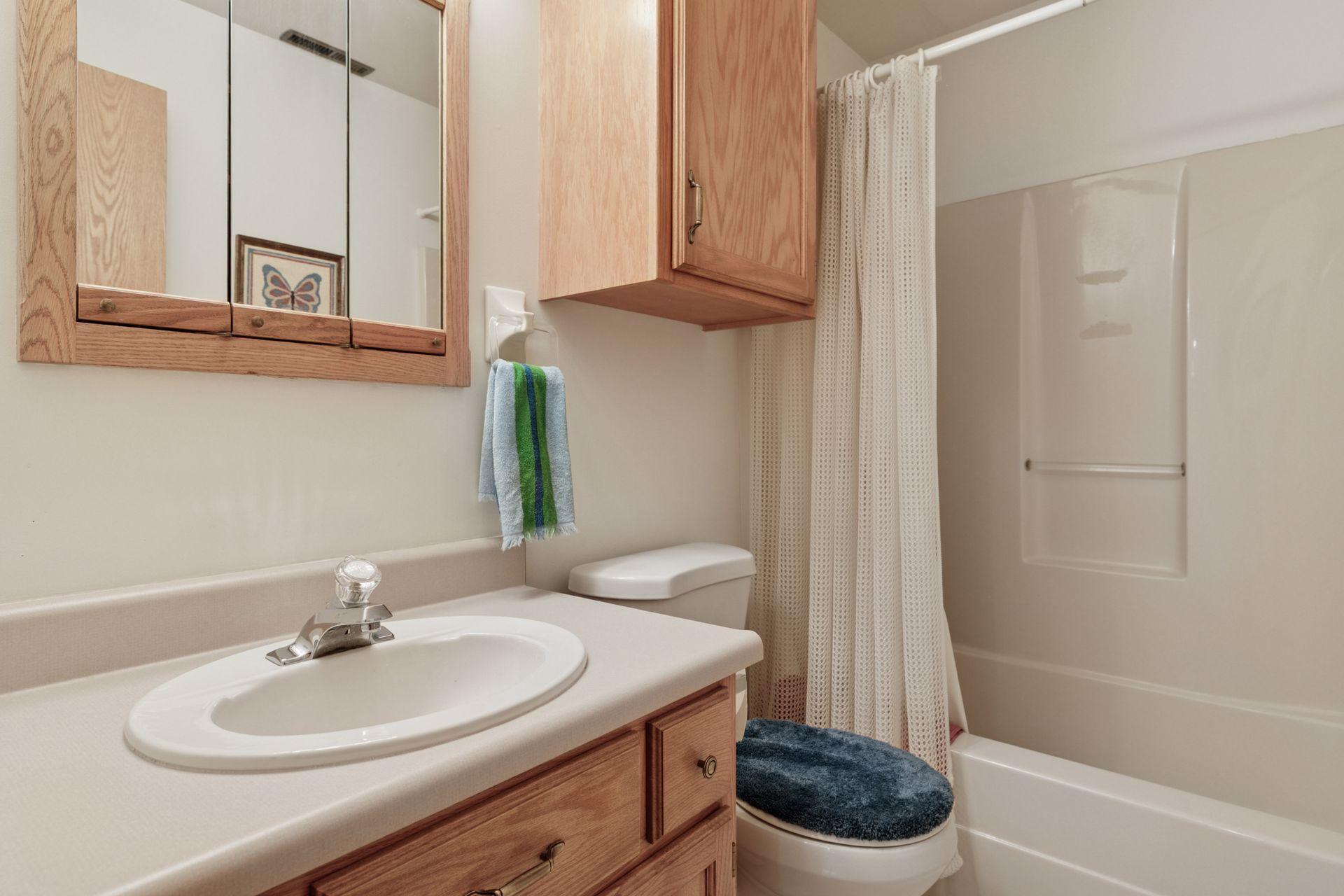 9491 Rosewood Lane N