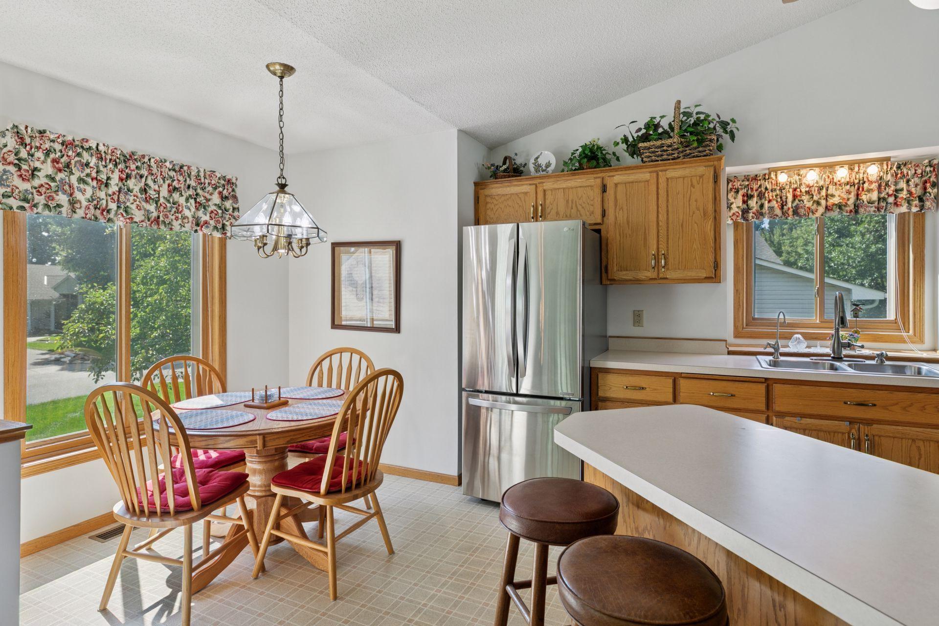 9491 Rosewood Lane N