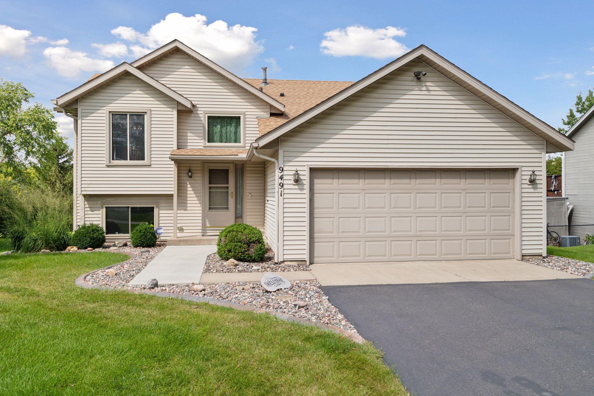 9491 Rosewood Lane N