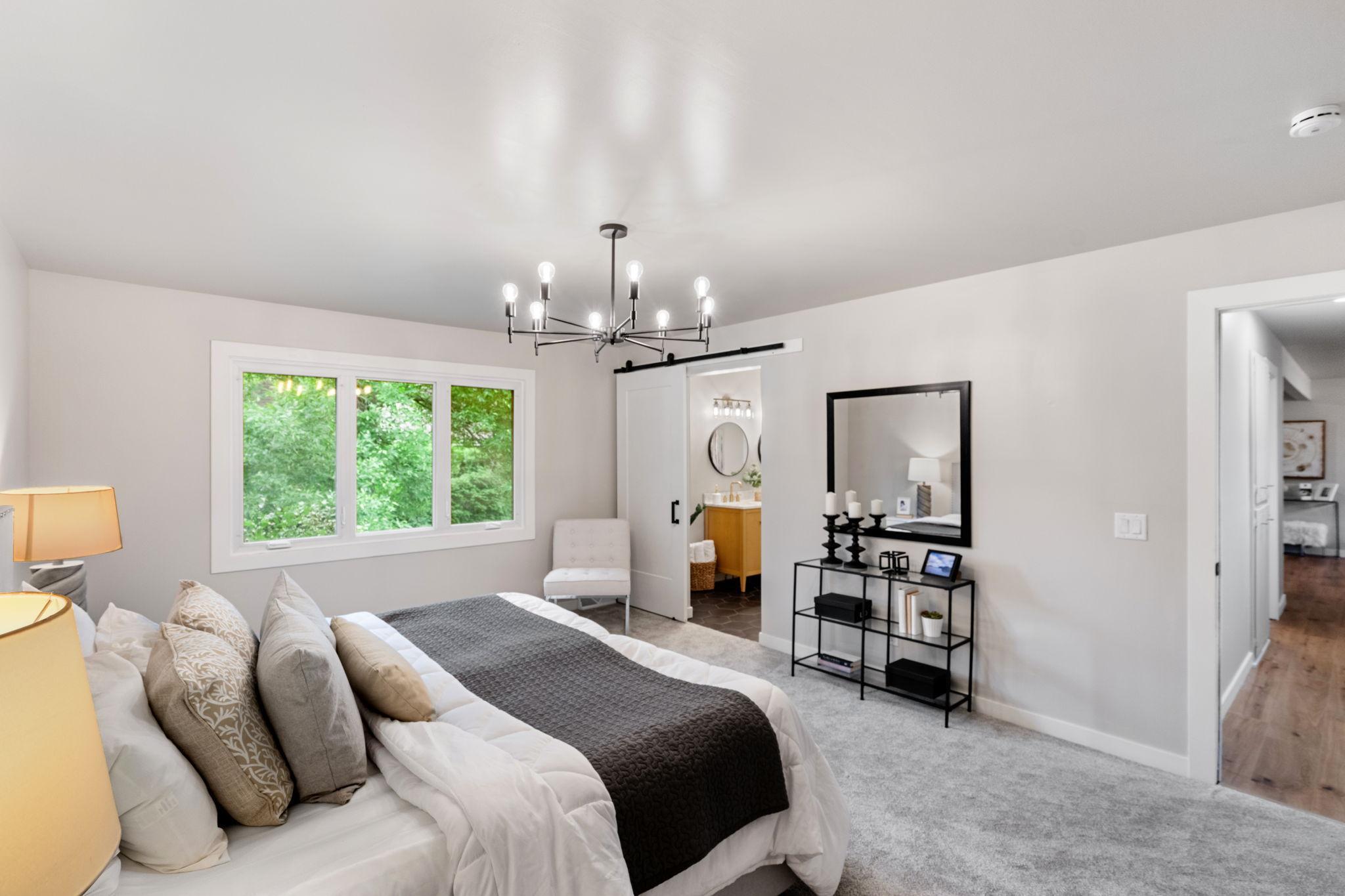 17015 N 30th Avenue N