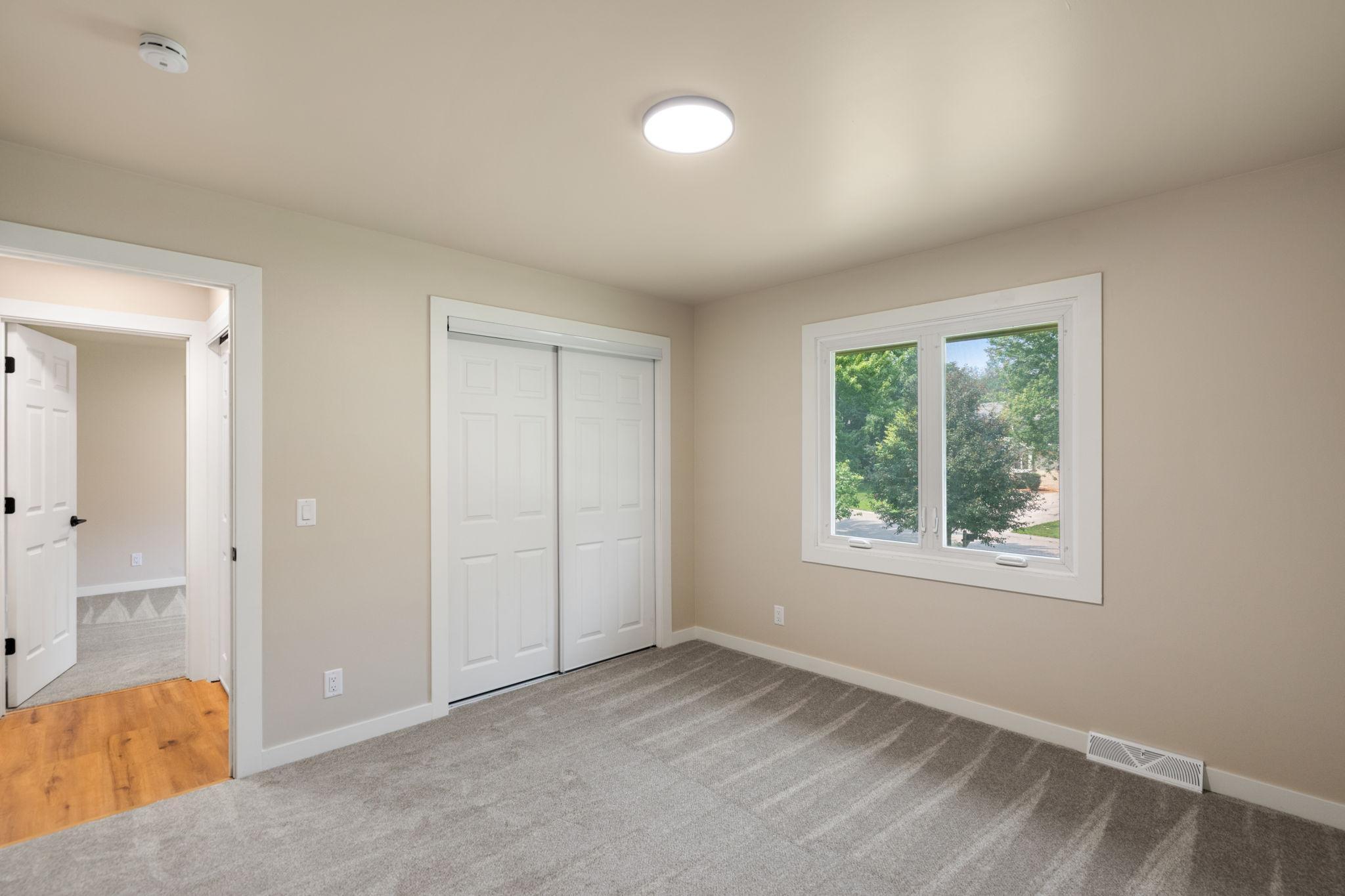 17015 N 30th Avenue N