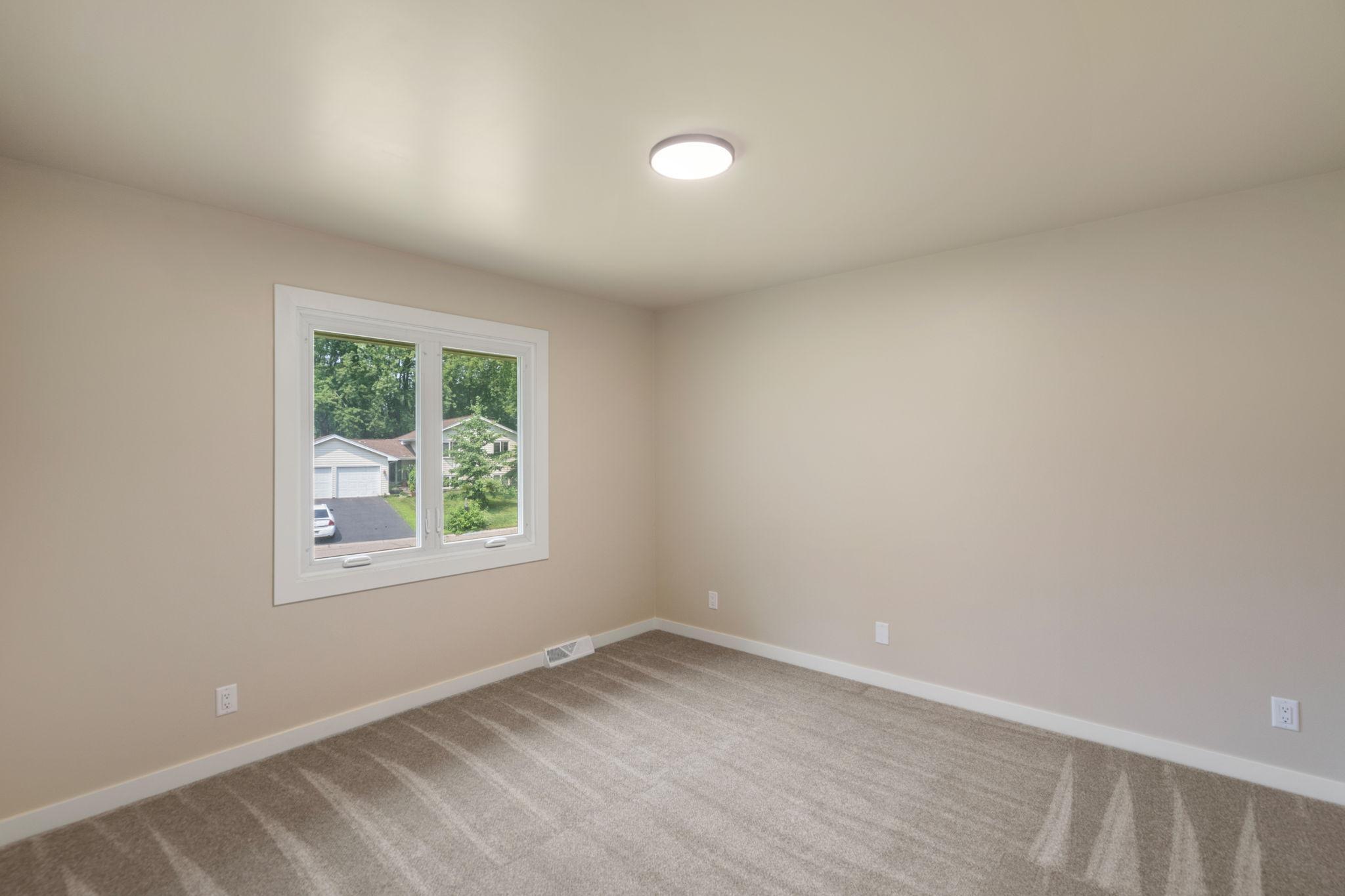 17015 N 30th Avenue N