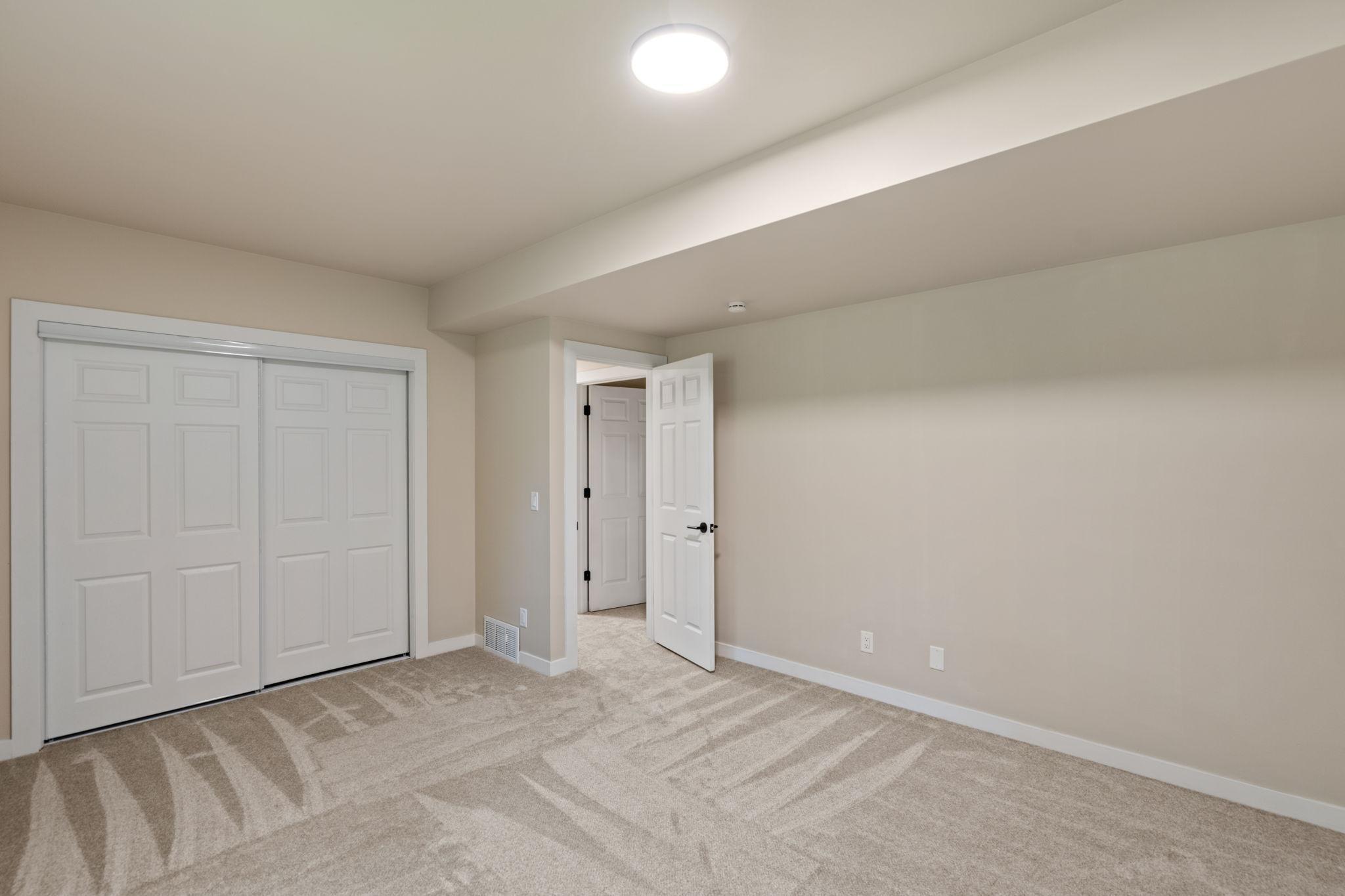 17015 N 30th Avenue N