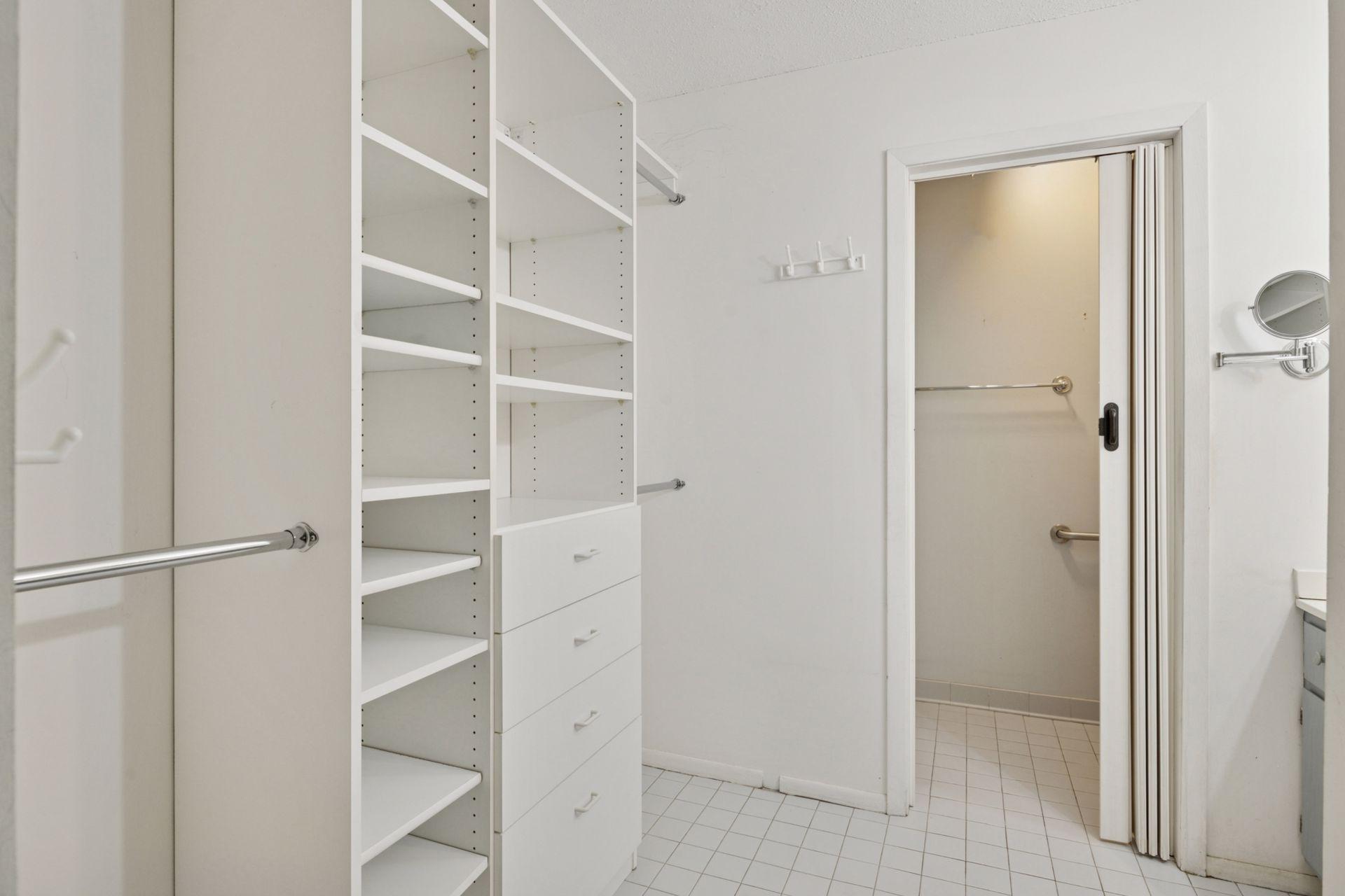 5697 Green Circle Drive Unit: 316