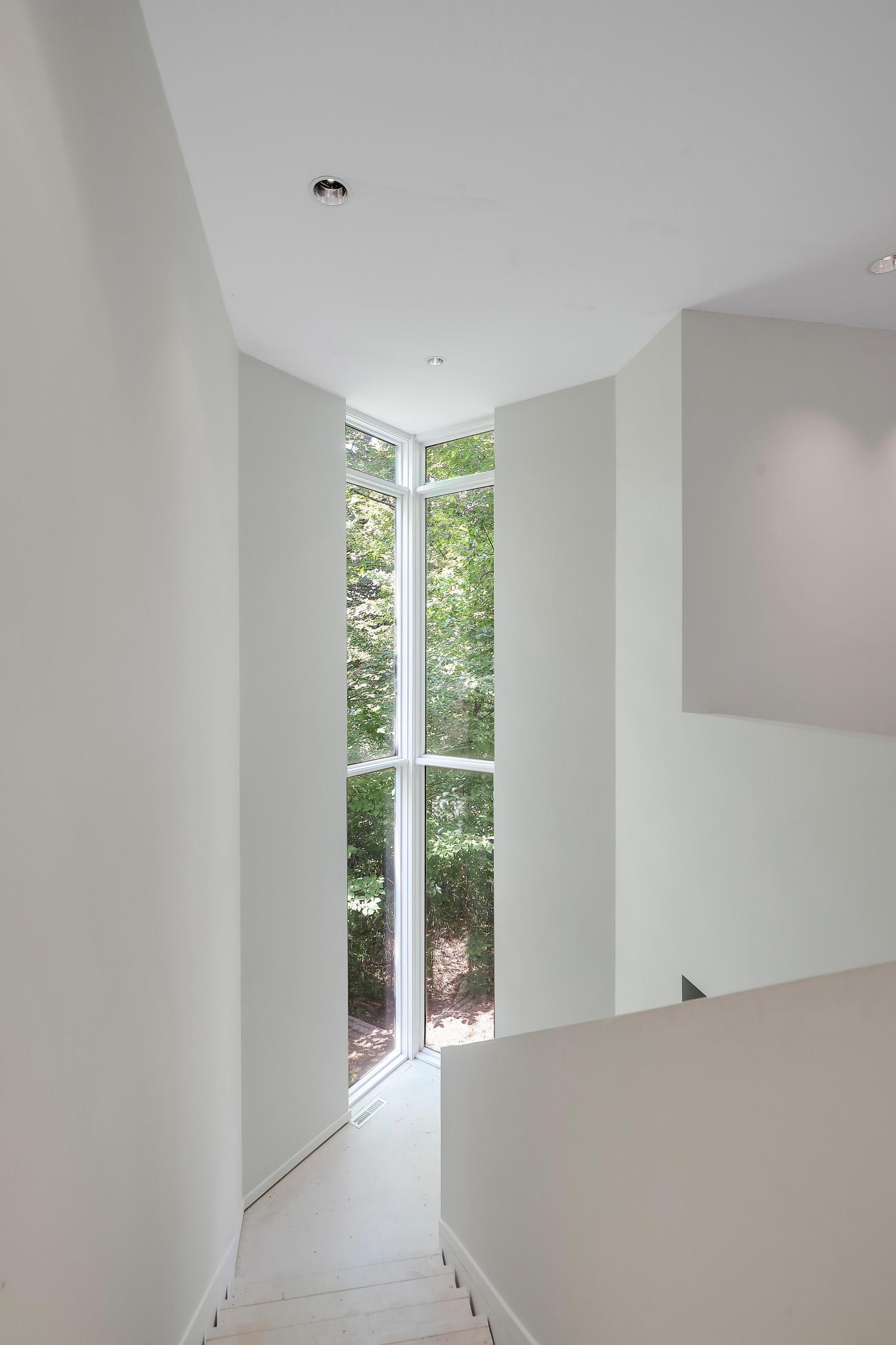 18804 Kingswood Terrace